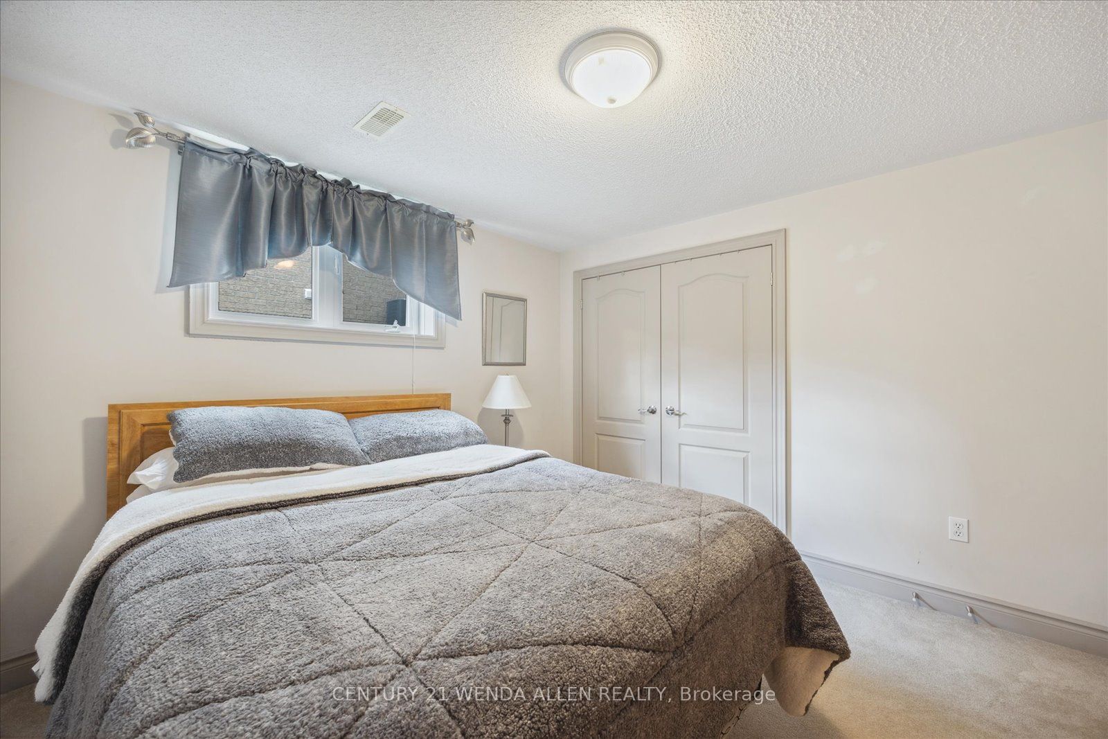 1433 Gord Vinson Ave