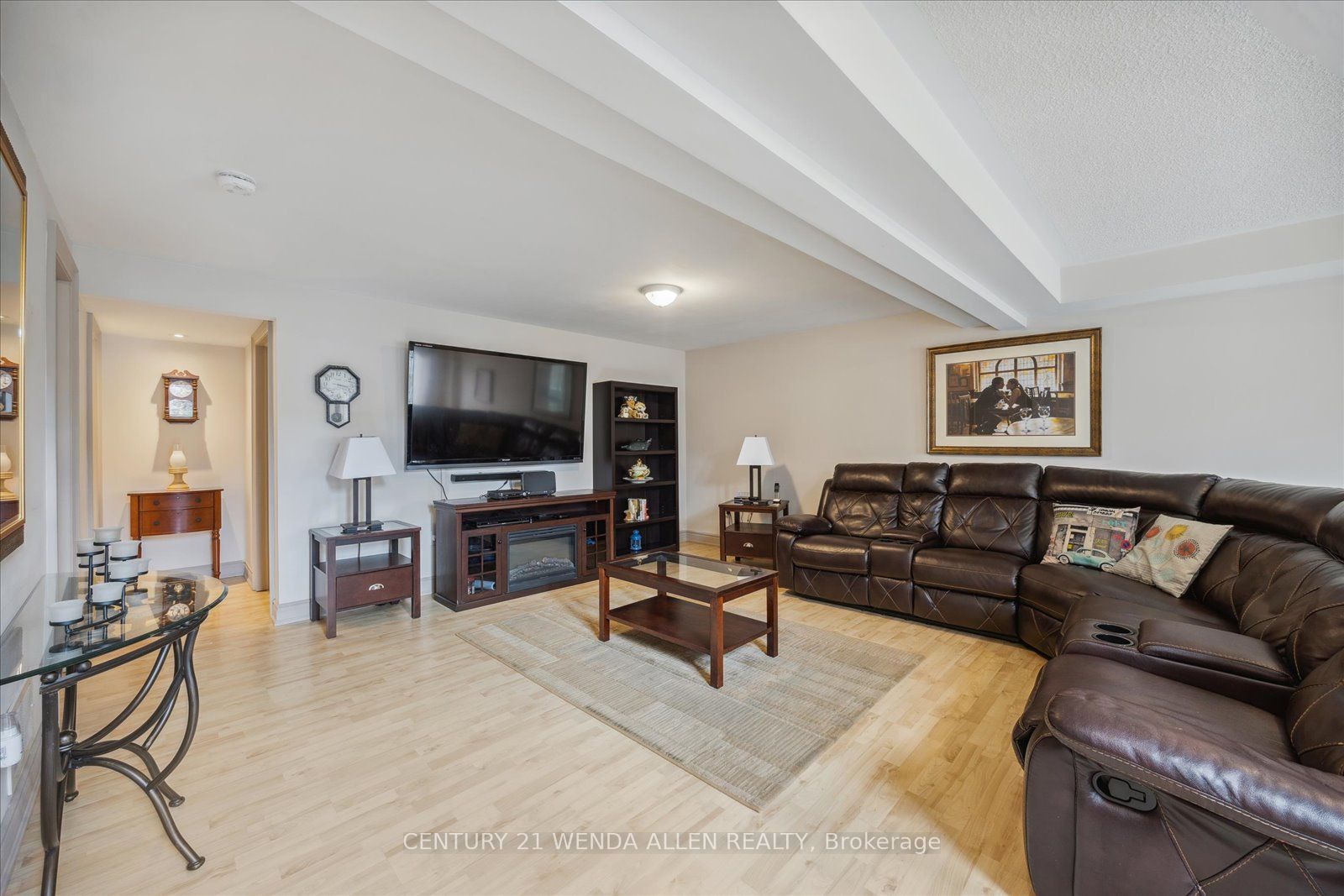 1433 Gord Vinson Ave