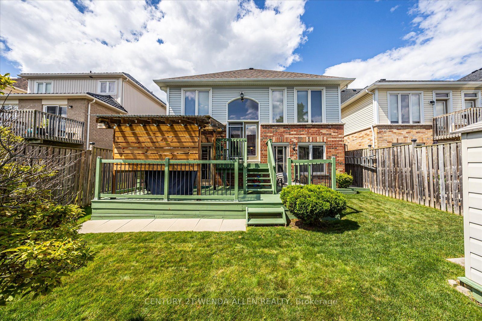 1433 Gord Vinson Ave