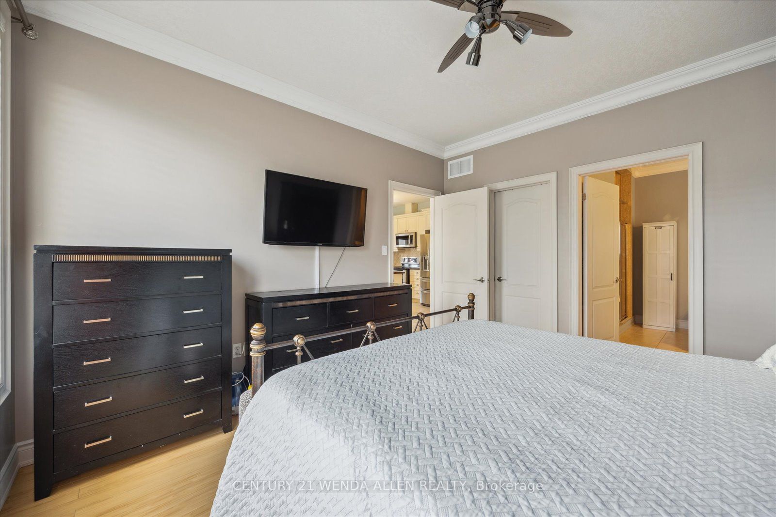 1433 Gord Vinson Ave
