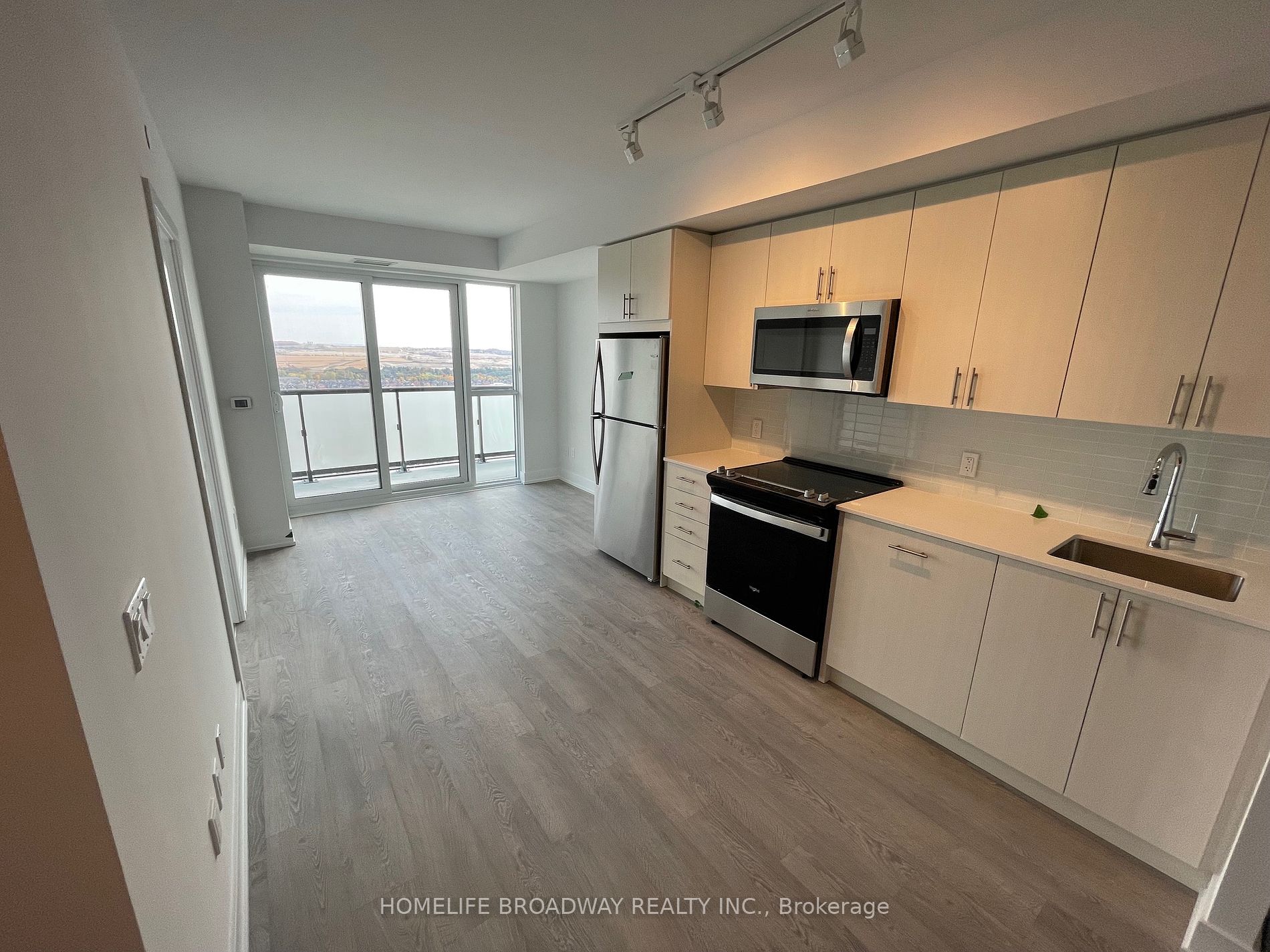 2550 Simcoe St, #2415