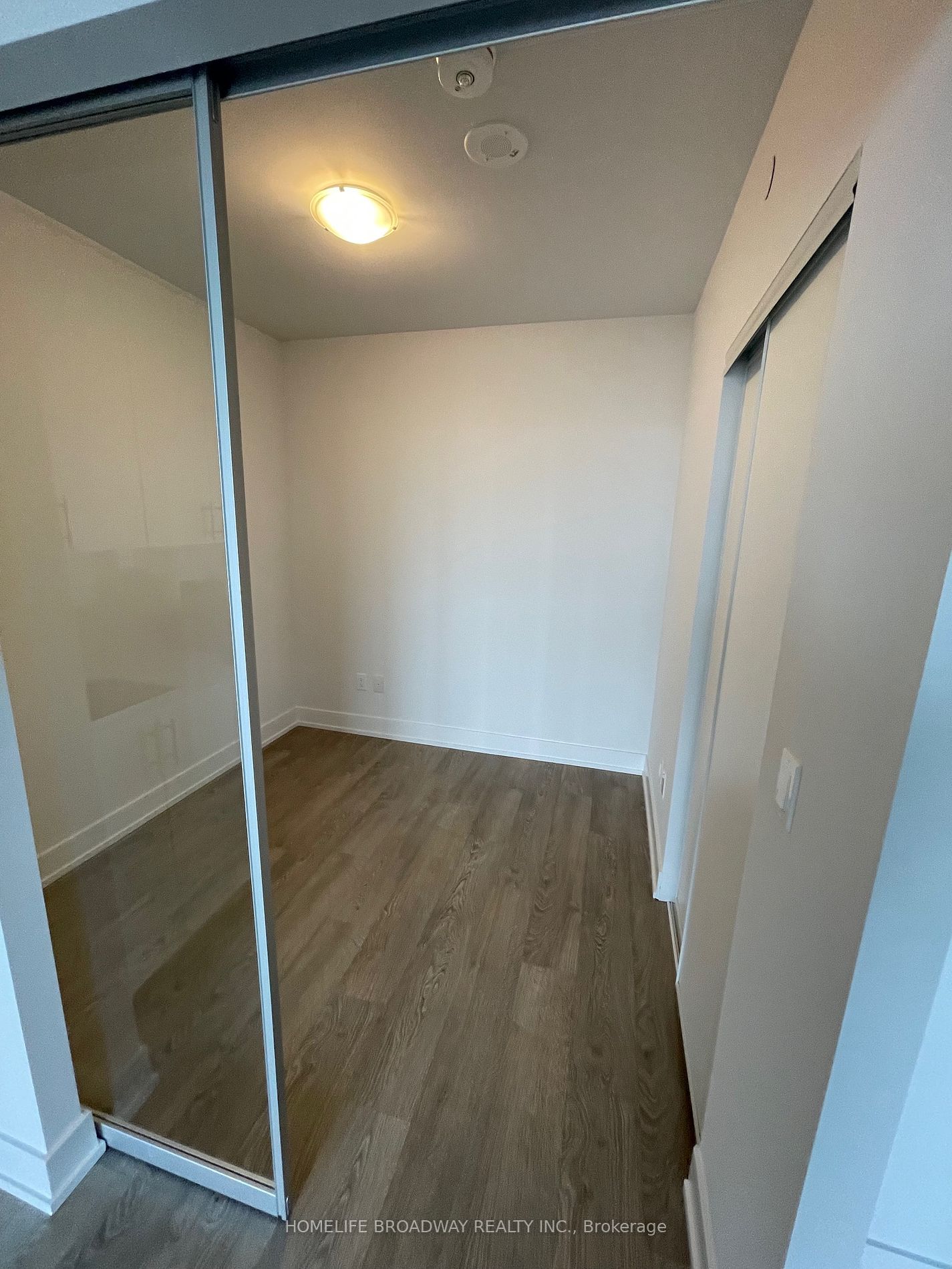 2550 Simcoe St, #2415