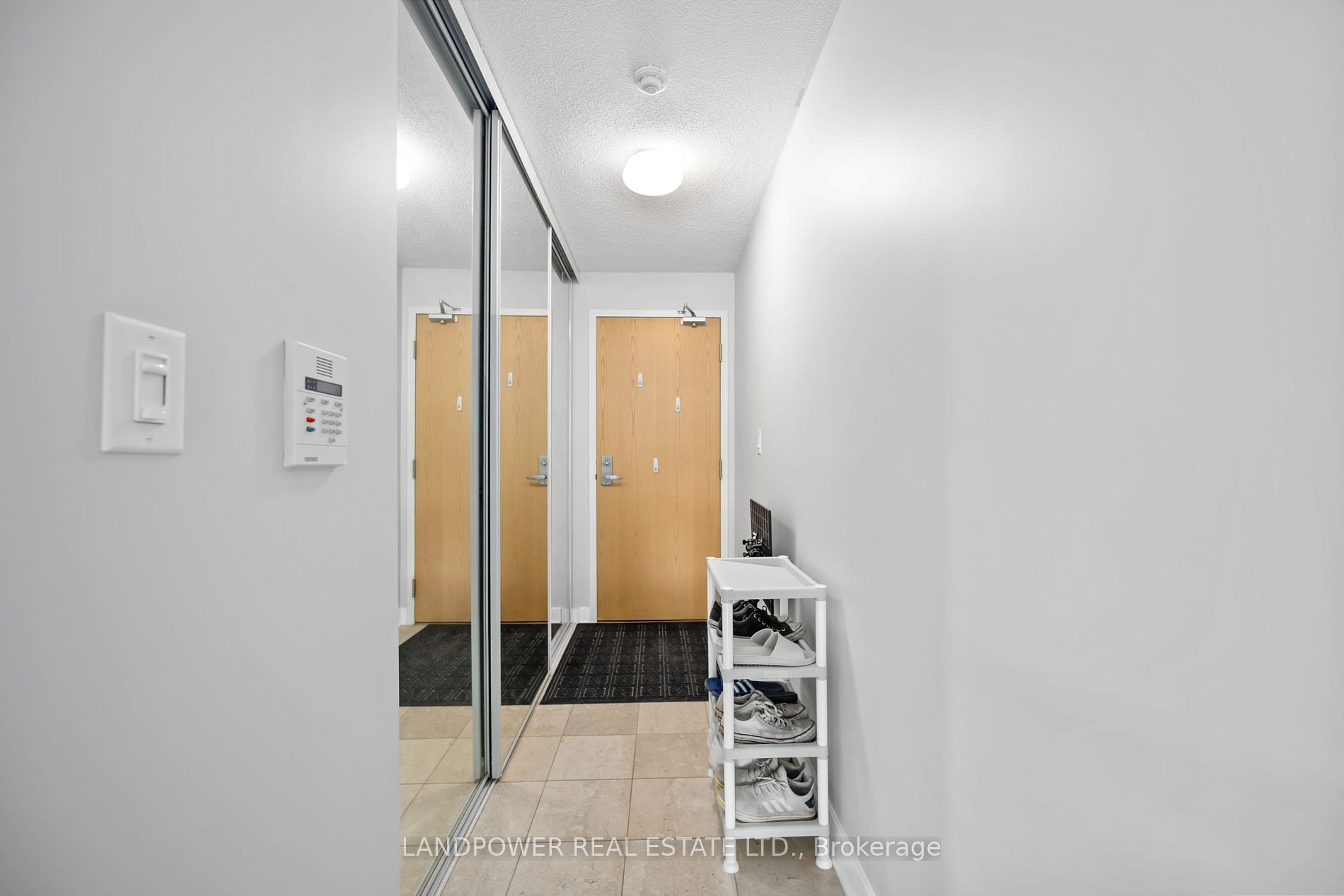 88 Grangeway Ave, #510