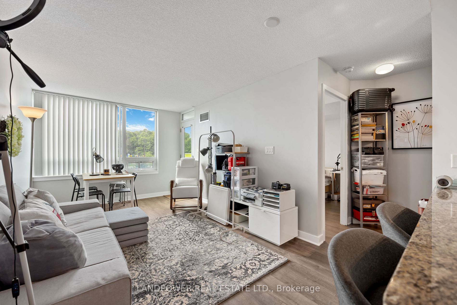 88 Grangeway Ave, #510
