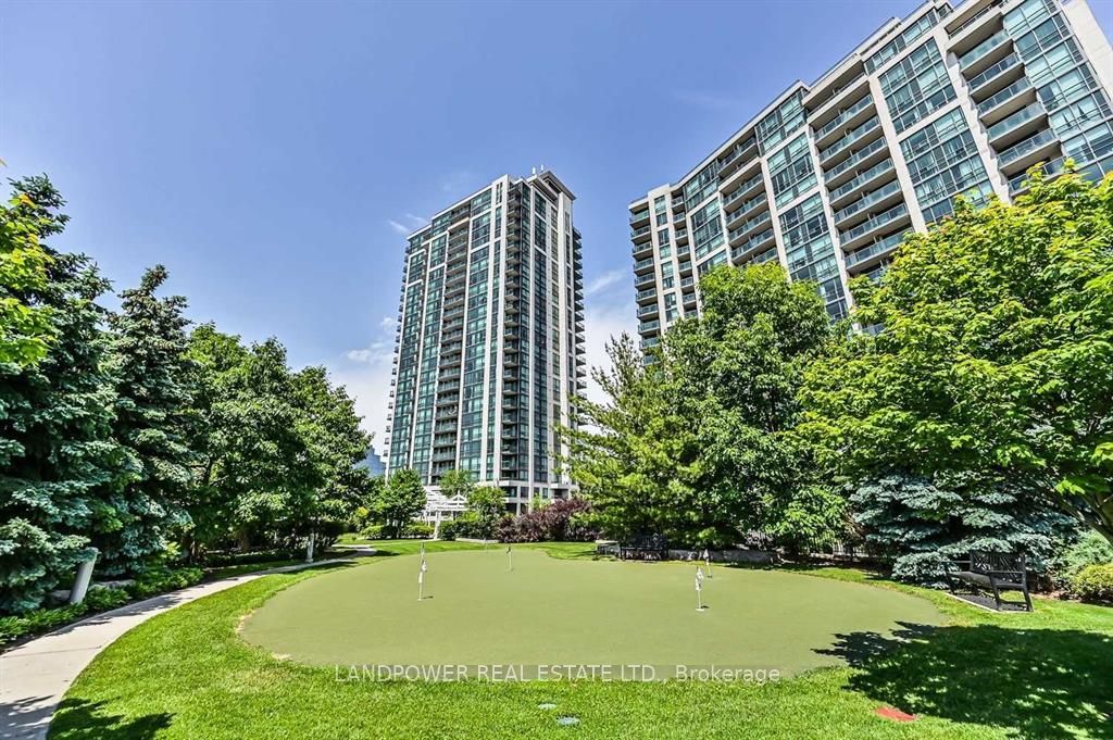 88 Grangeway Ave, #510