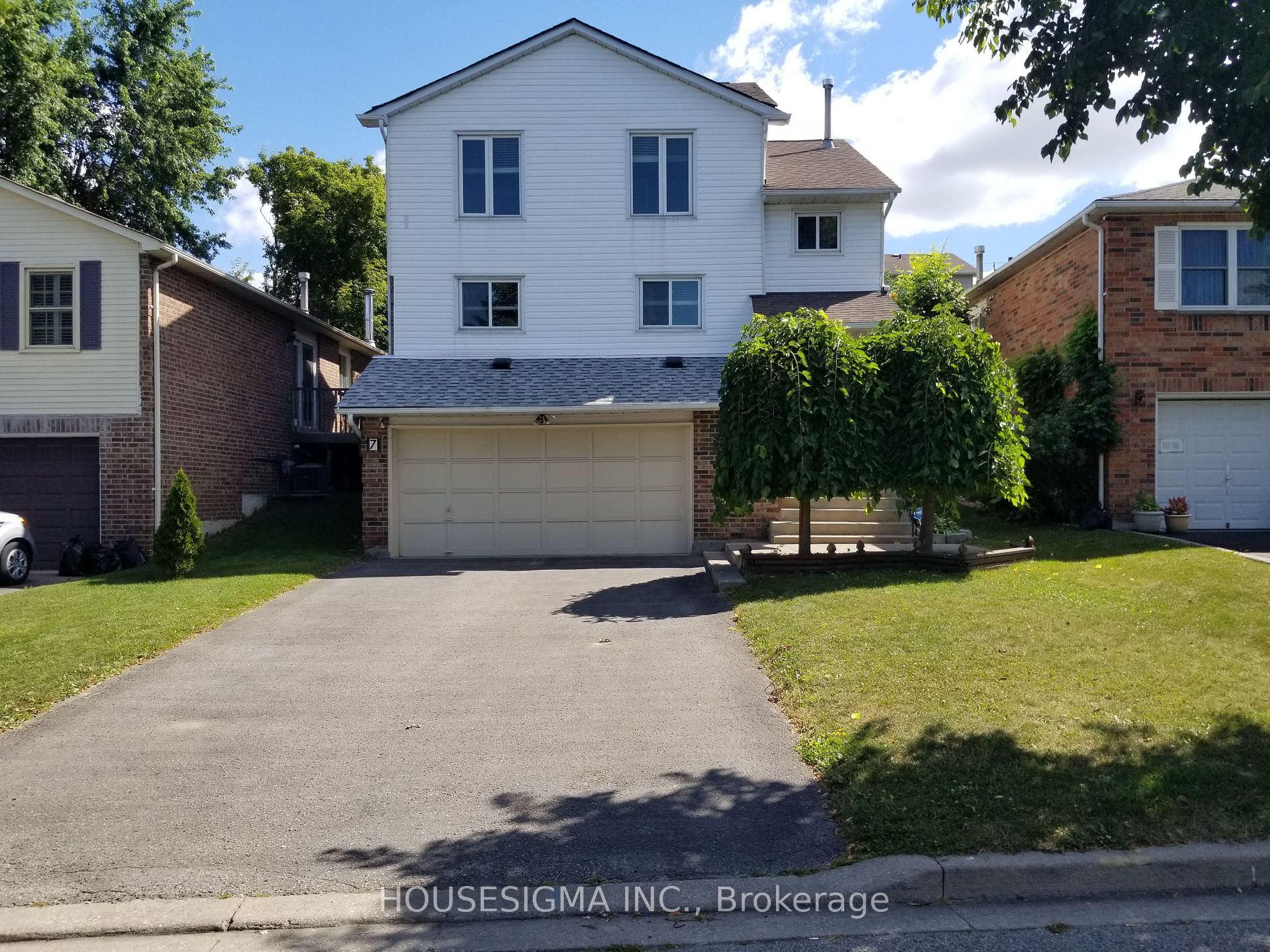 7 Wright Crescent