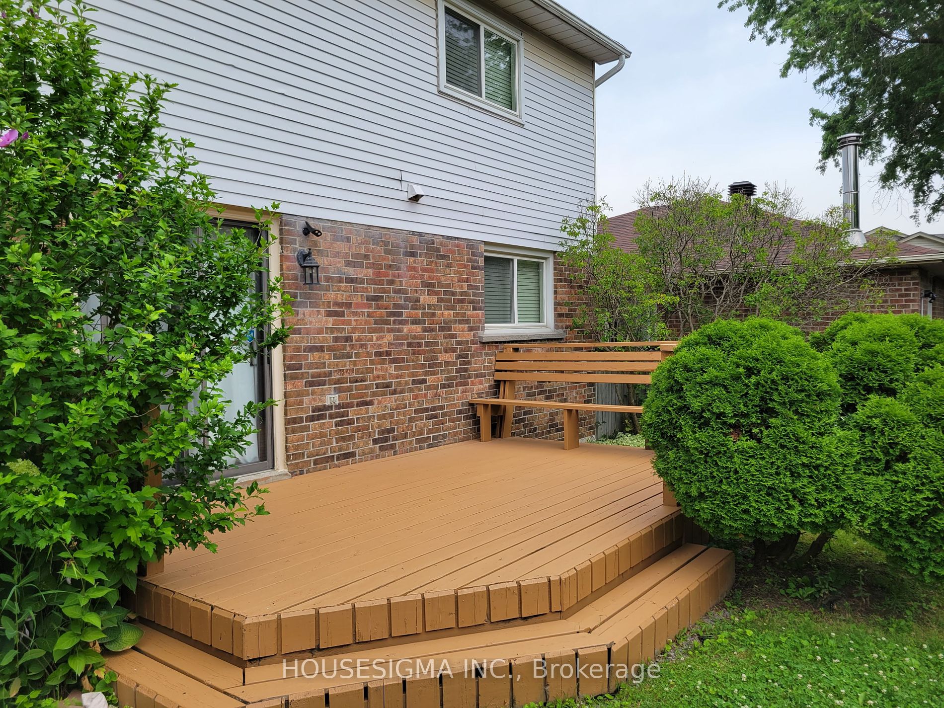 7 Wright Crescent