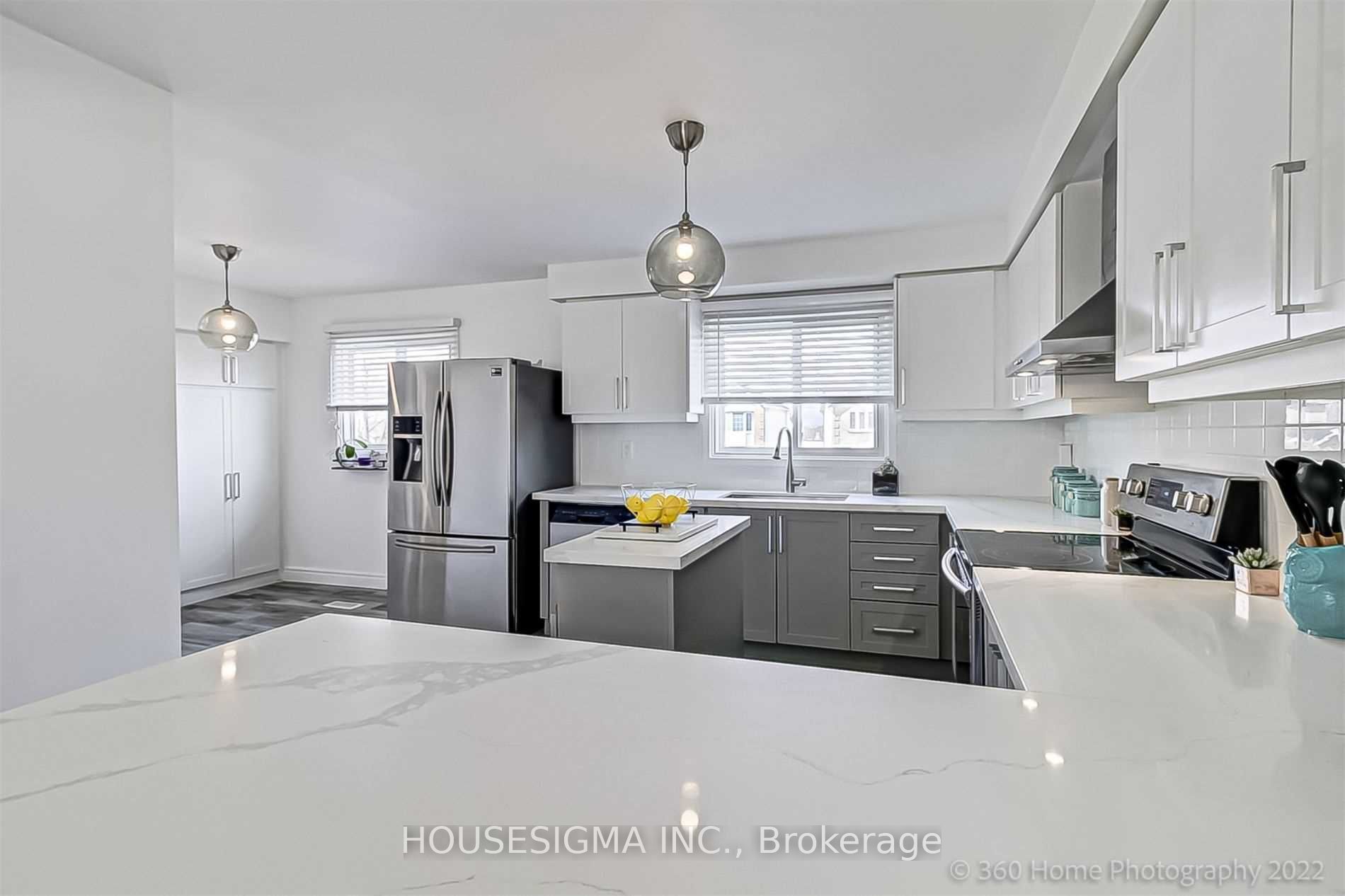 7 Wright Crescent