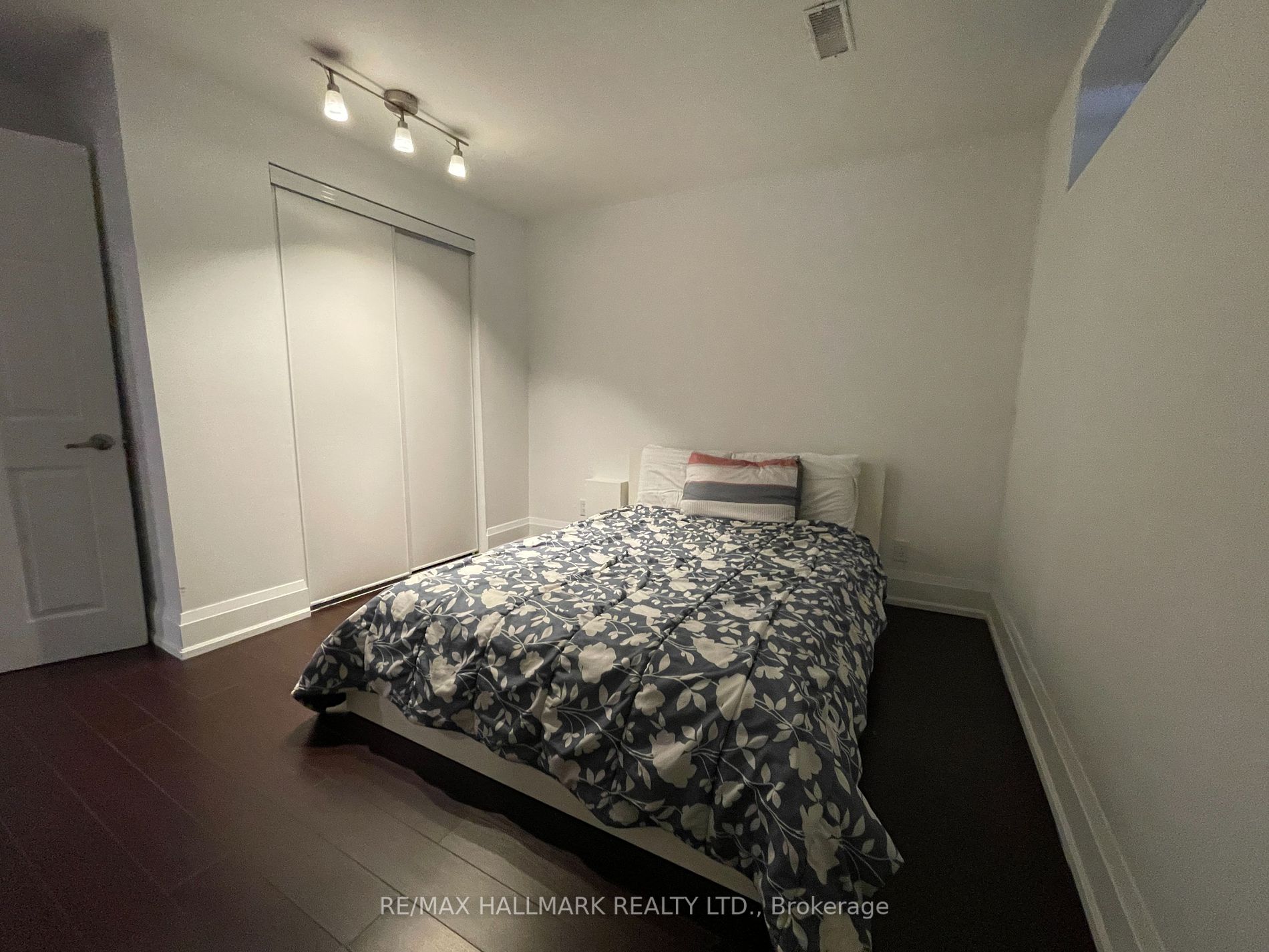 759 Coxwell Ave, #BSMT