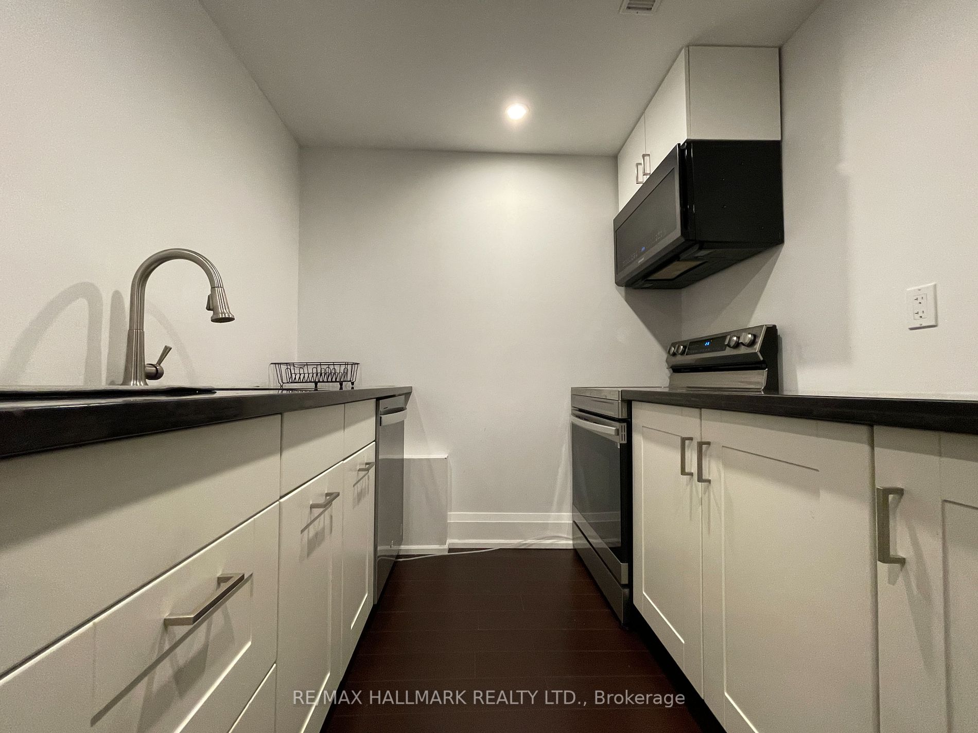 759 Coxwell Ave, #BSMT