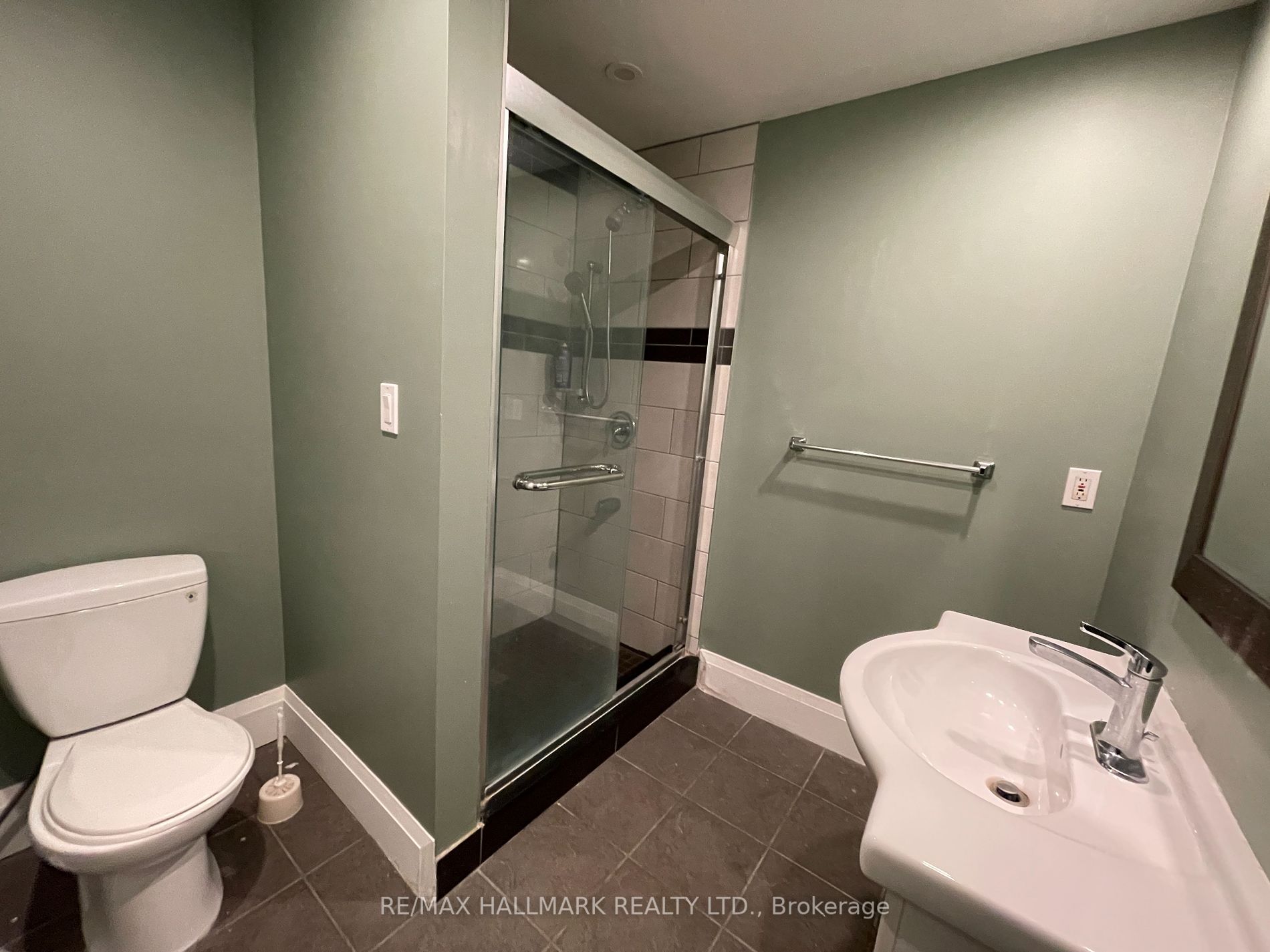 759 Coxwell Ave, #BSMT