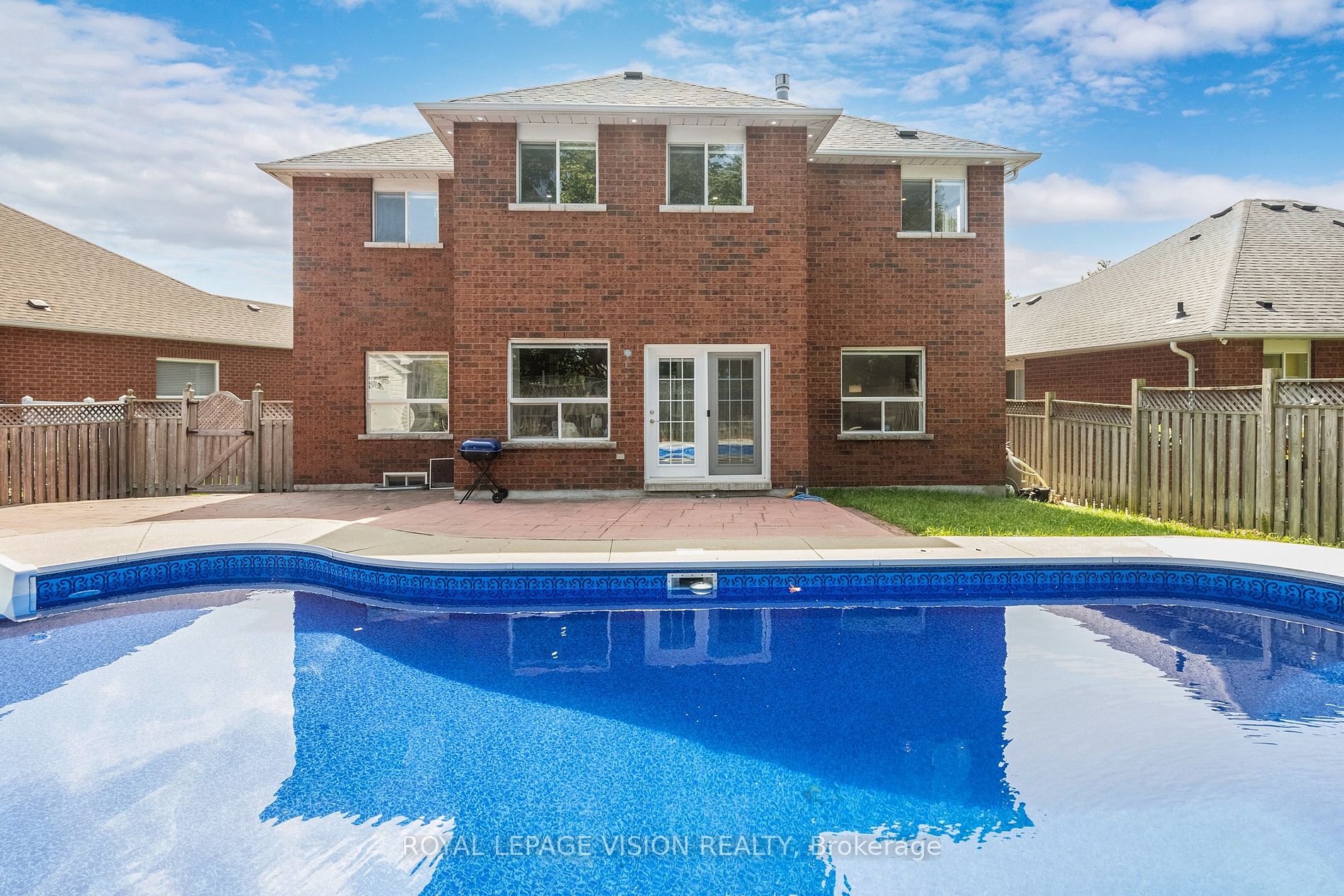 43 Mac Carl Crescent