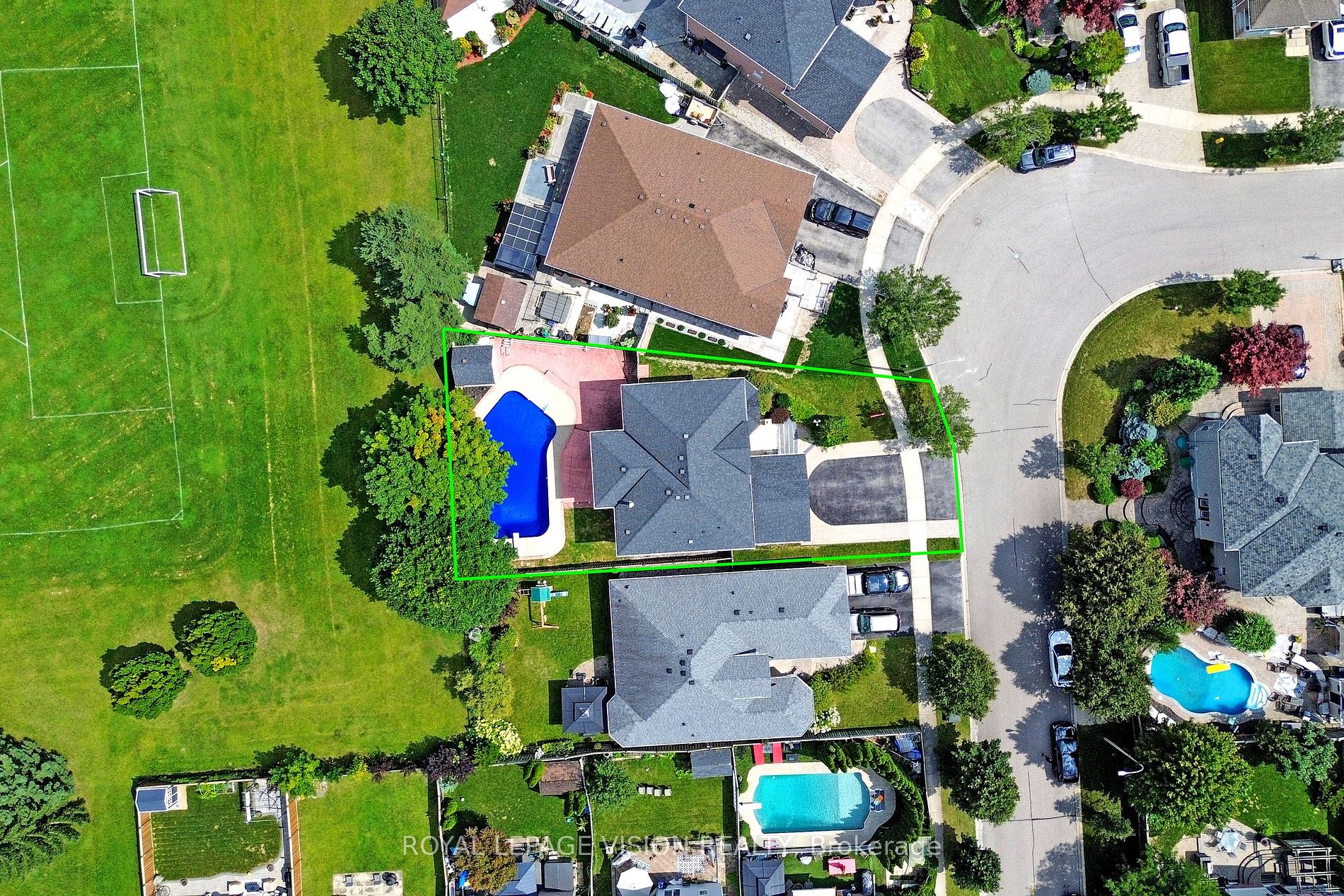43 Mac Carl Crescent