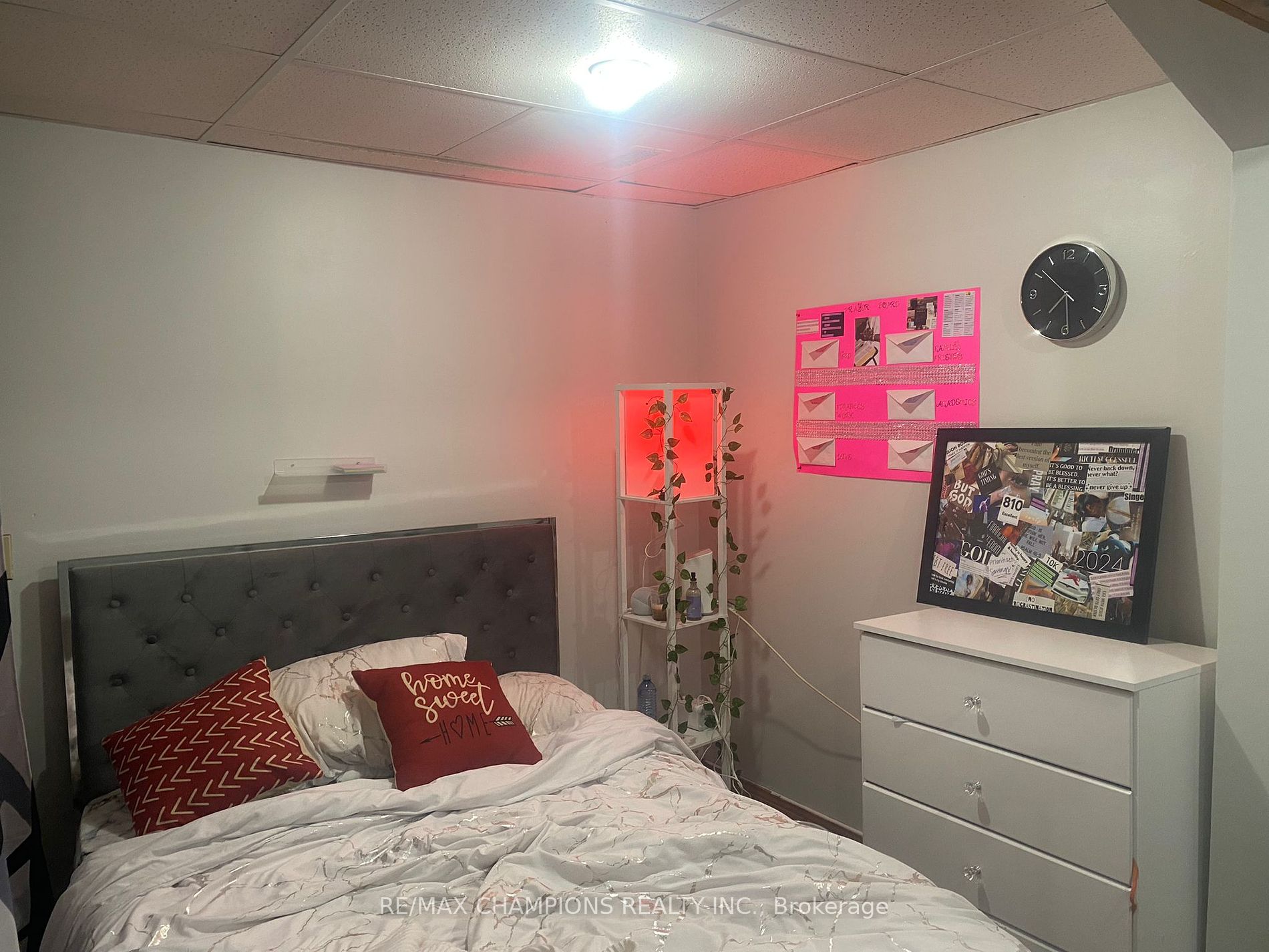 1411 Beaverbrook Crt