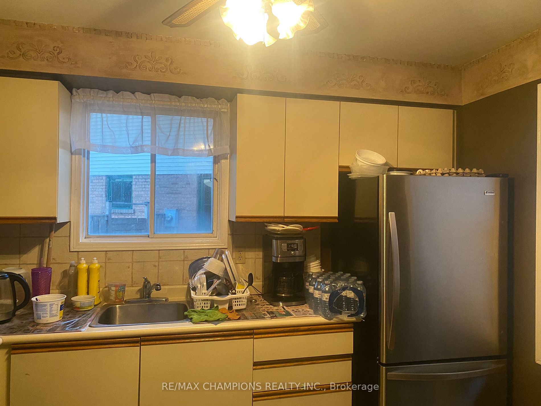 1411 Beaverbrook Crt