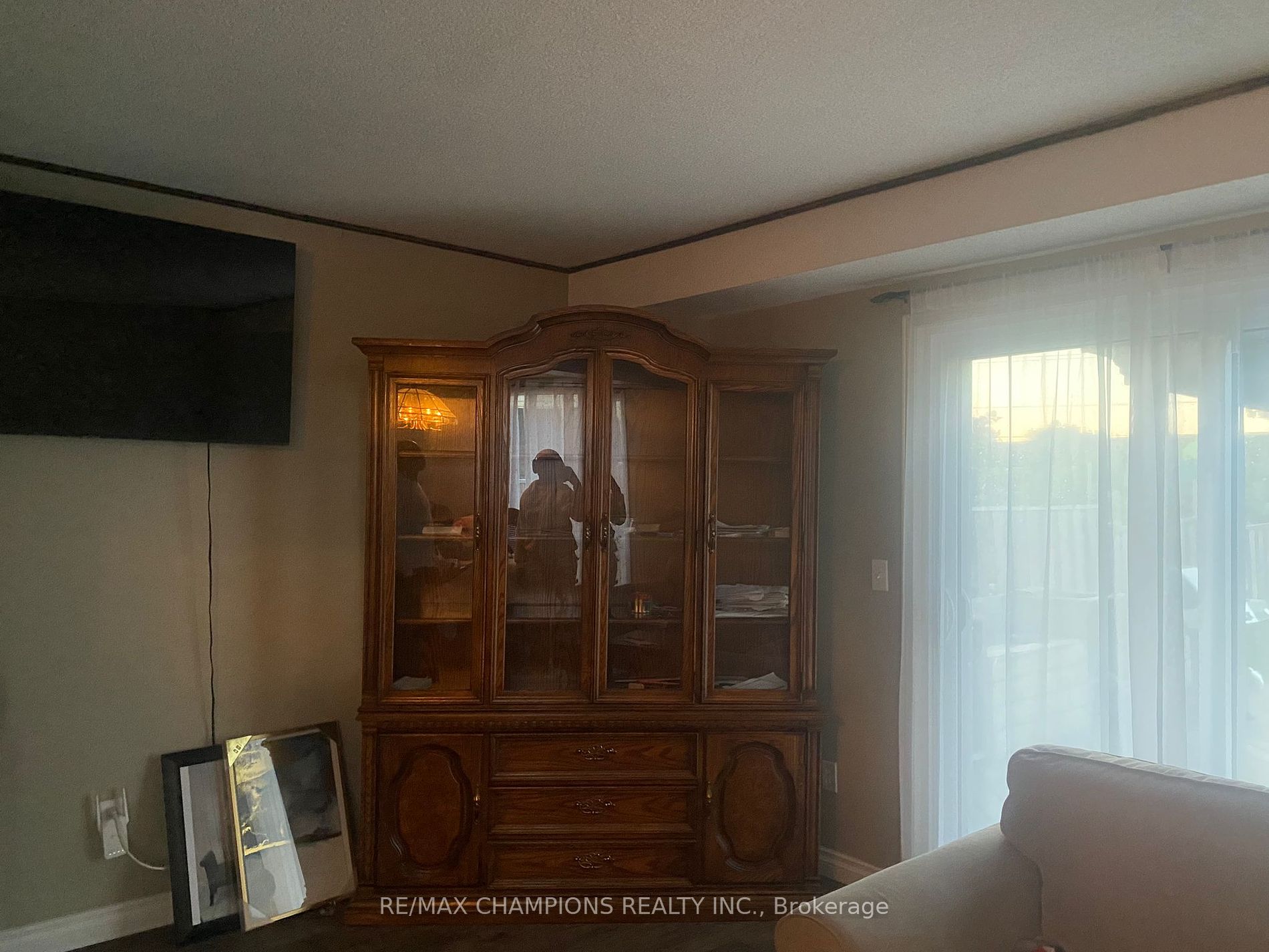 1411 Beaverbrook Crt