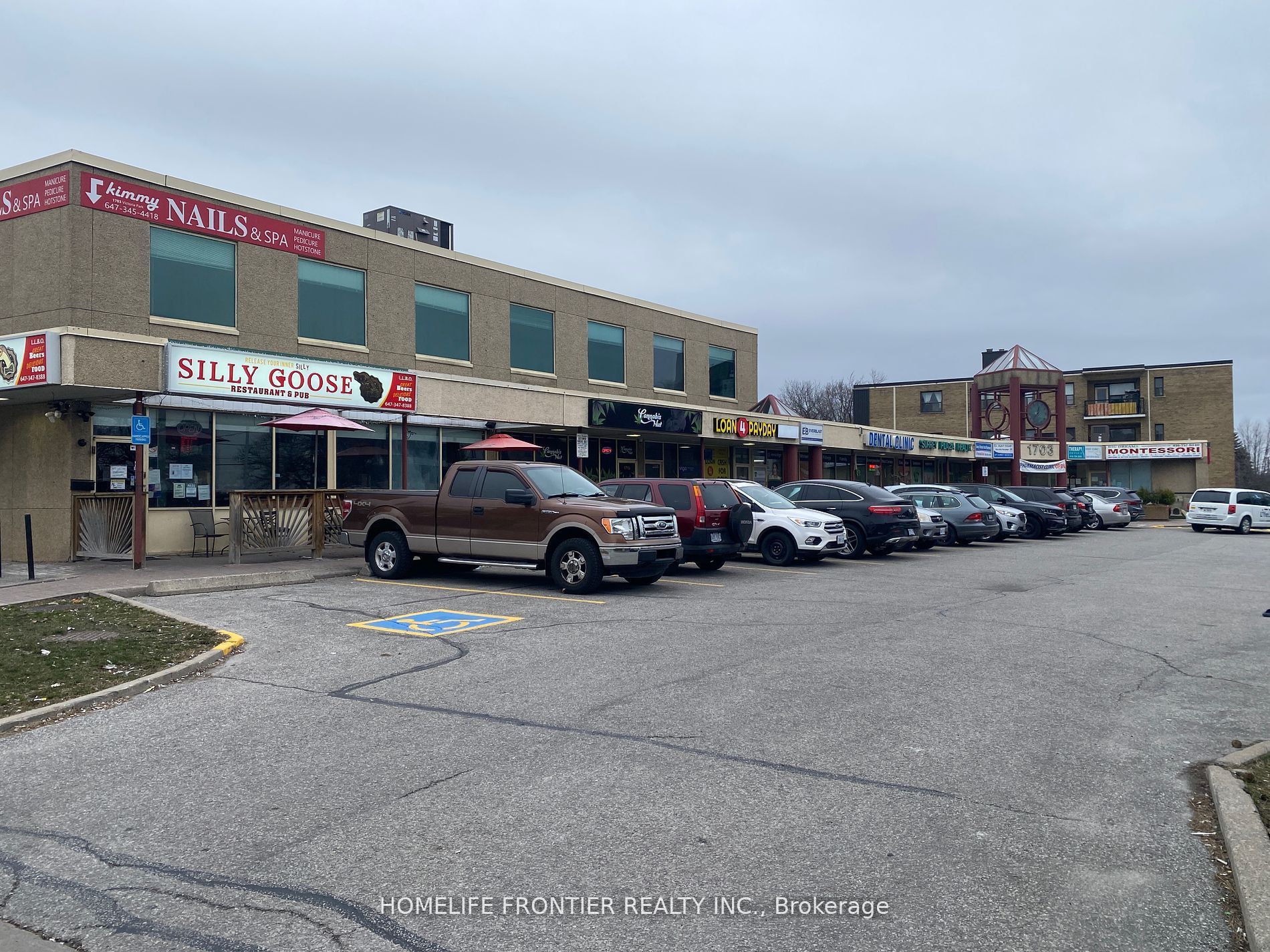 1703 Victoria Park Ave, #2Ndfl