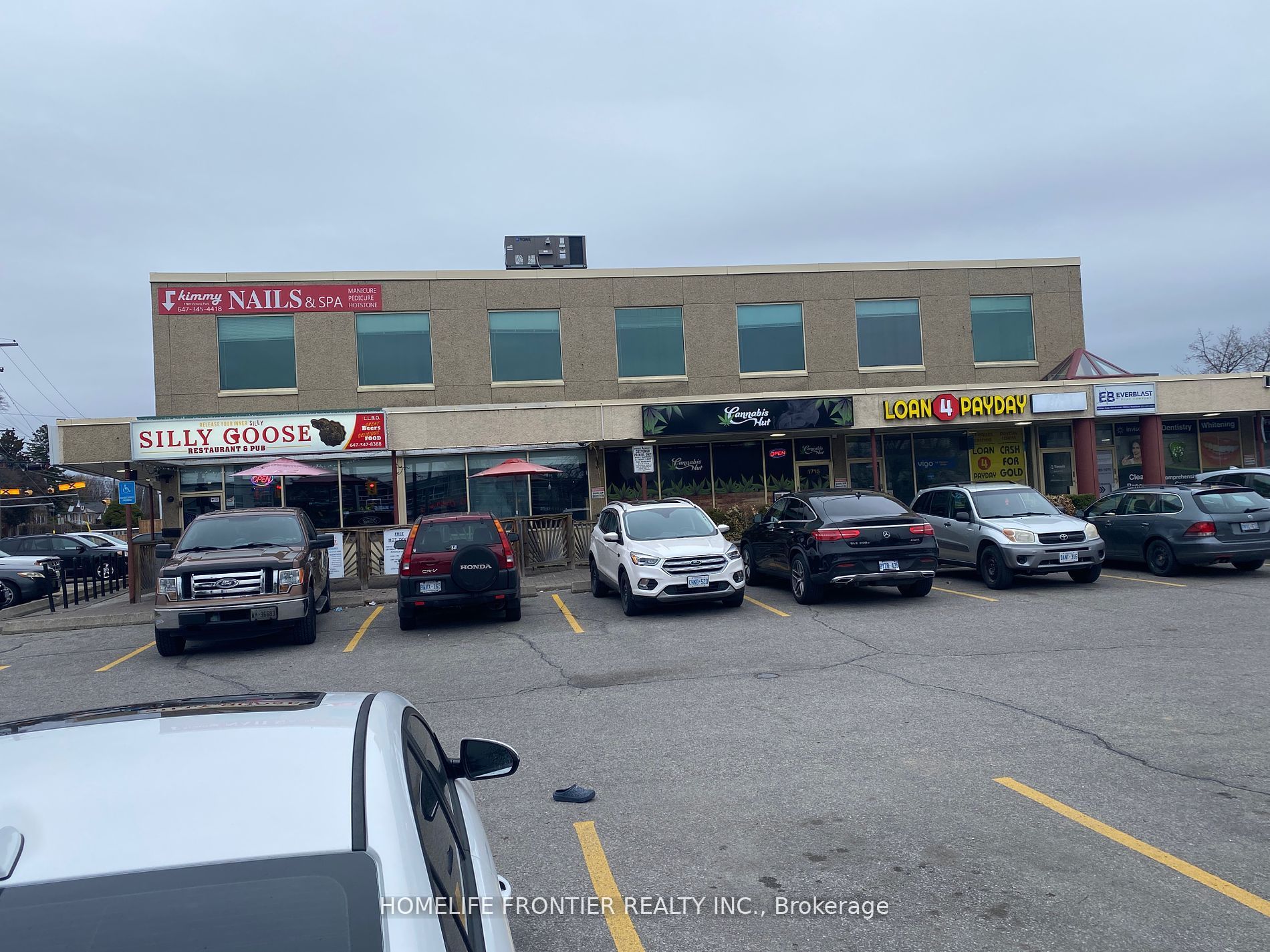 1703 Victoria Park Ave, #2Ndfl