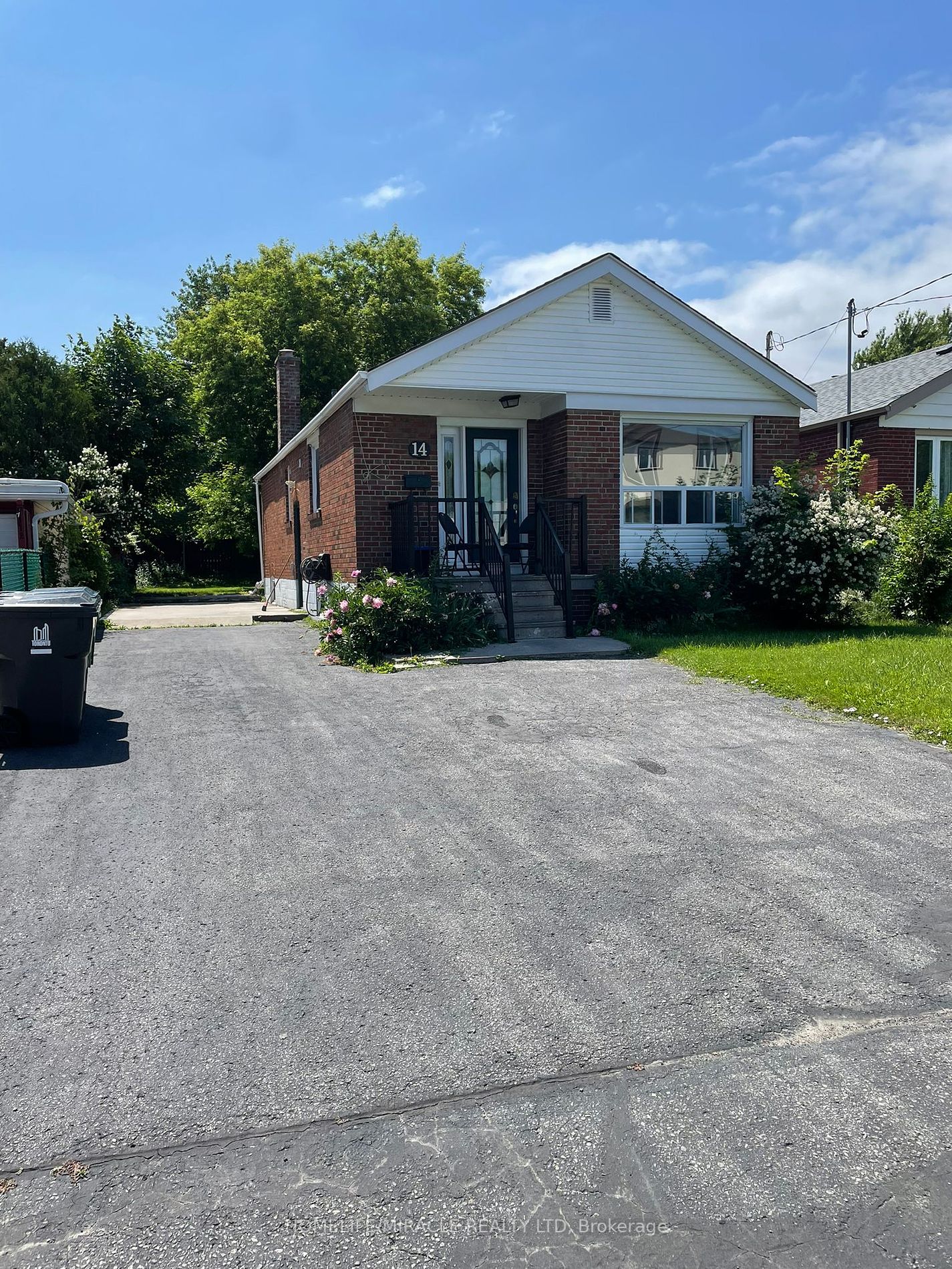 14 Frey Cres