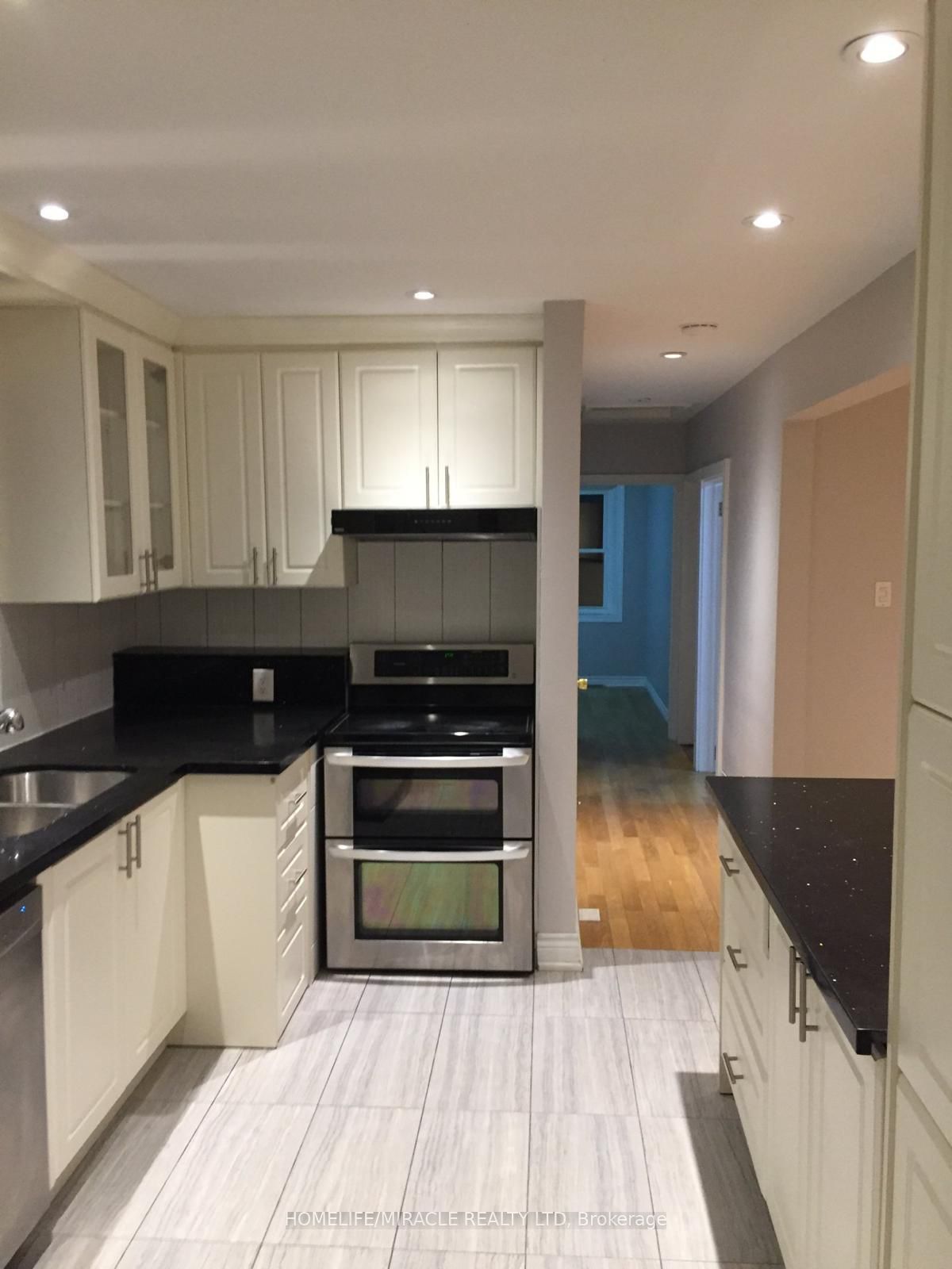 14 Frey Cres