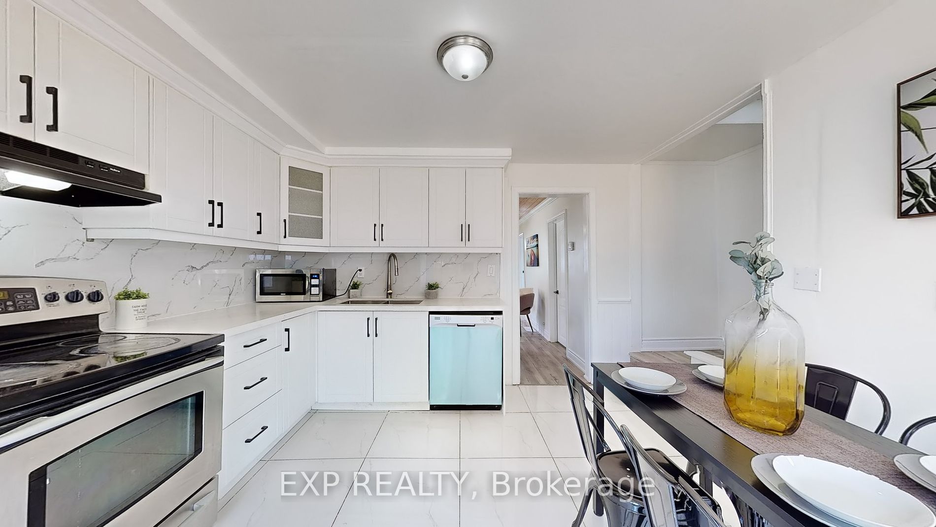 324 French St