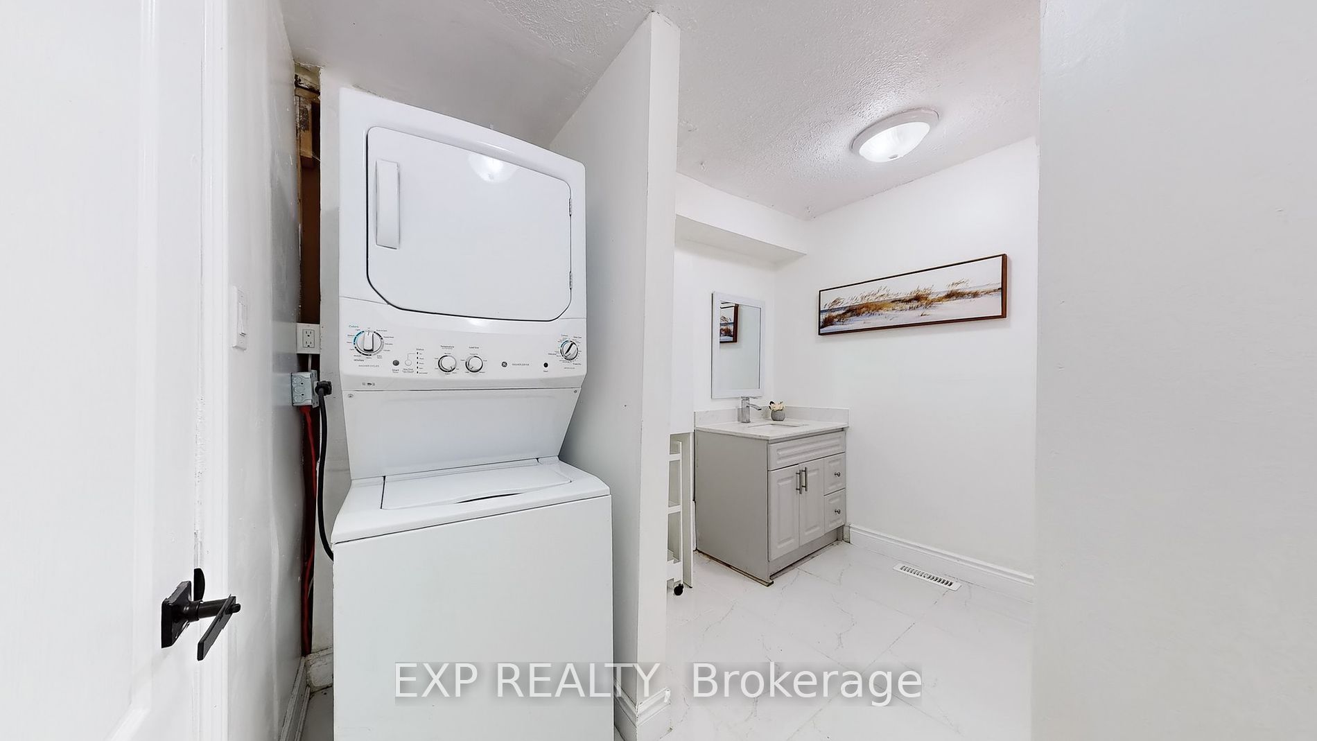 324 French St