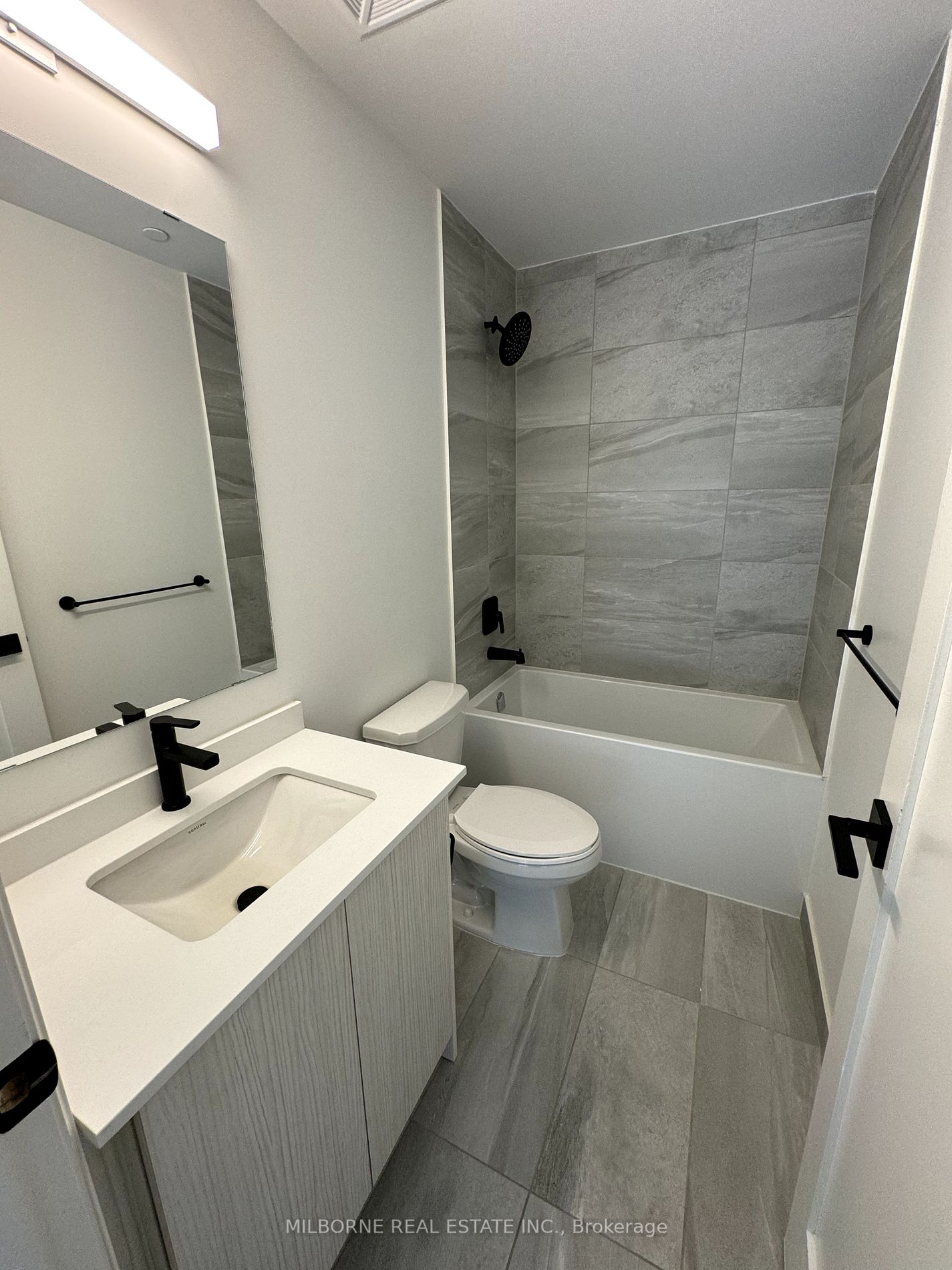 2369 Danforth Ave, #219