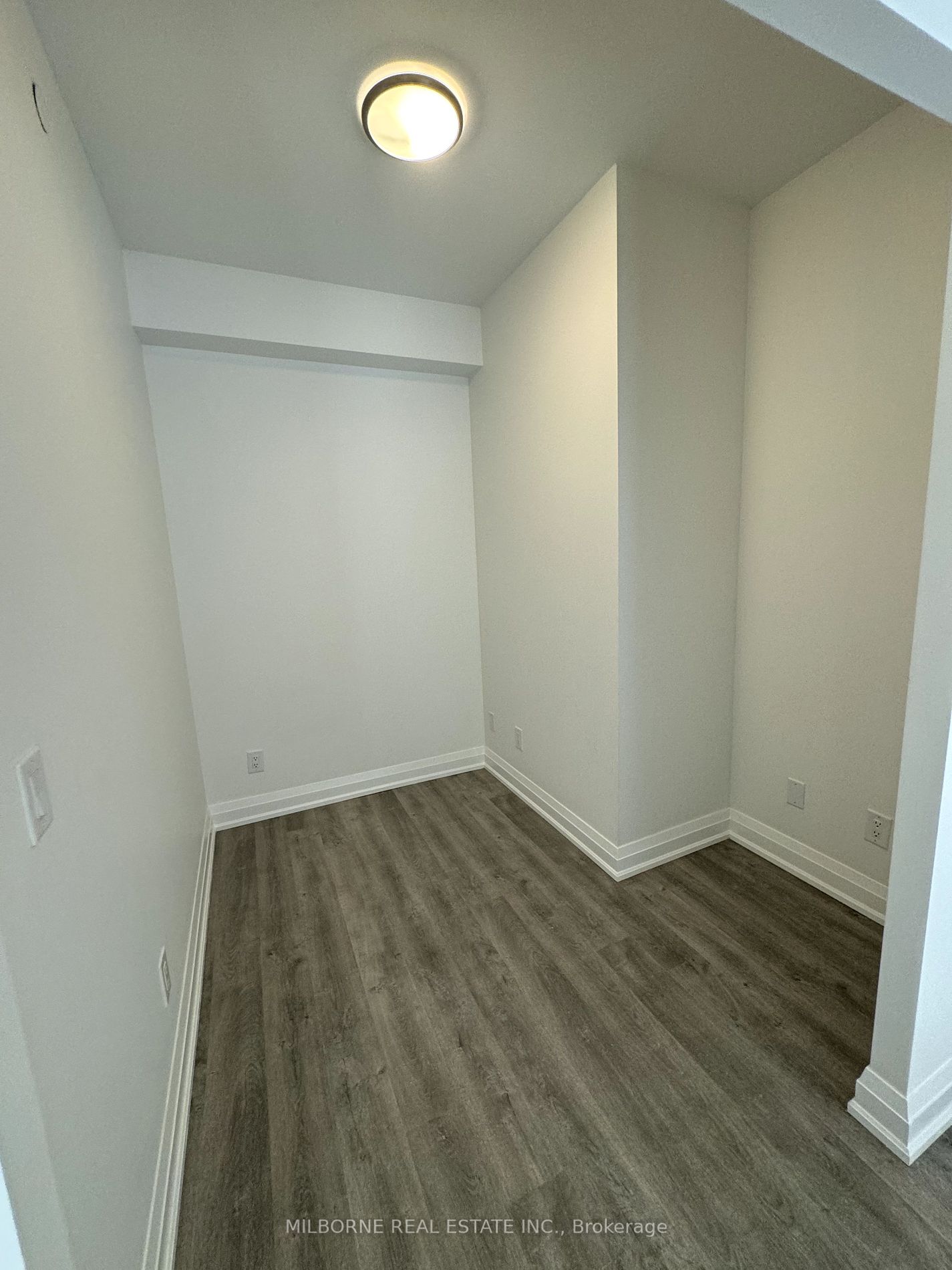 2369 Danforth Ave, #219