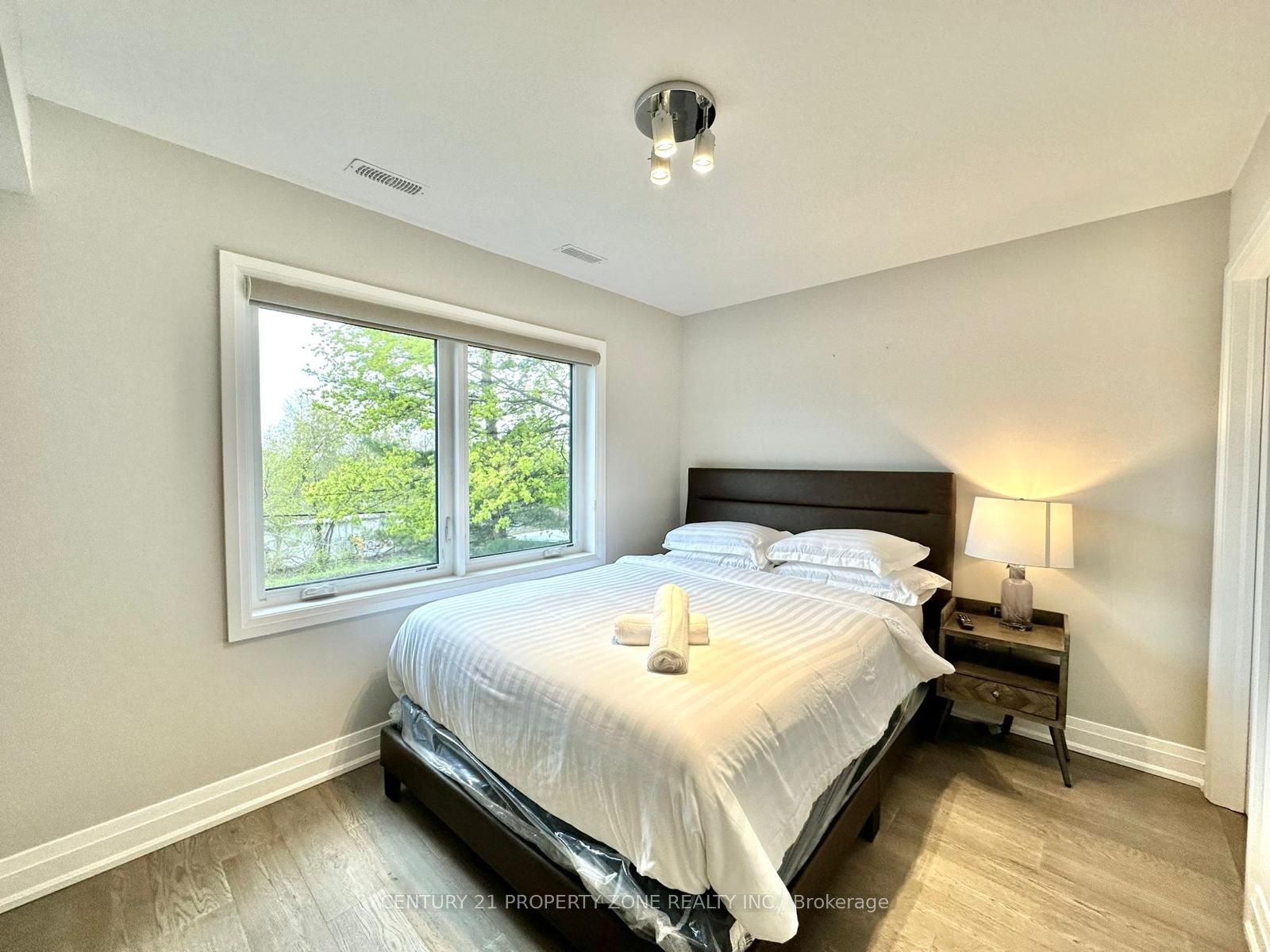 159 Boultbee Ave