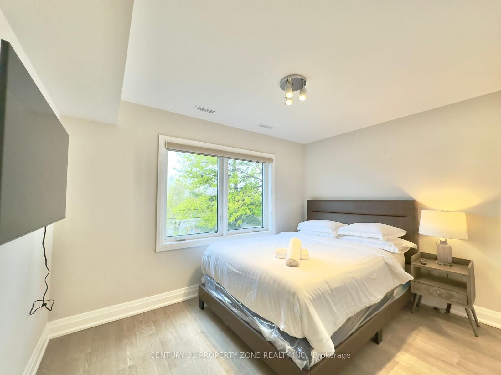159 Boultbee Ave