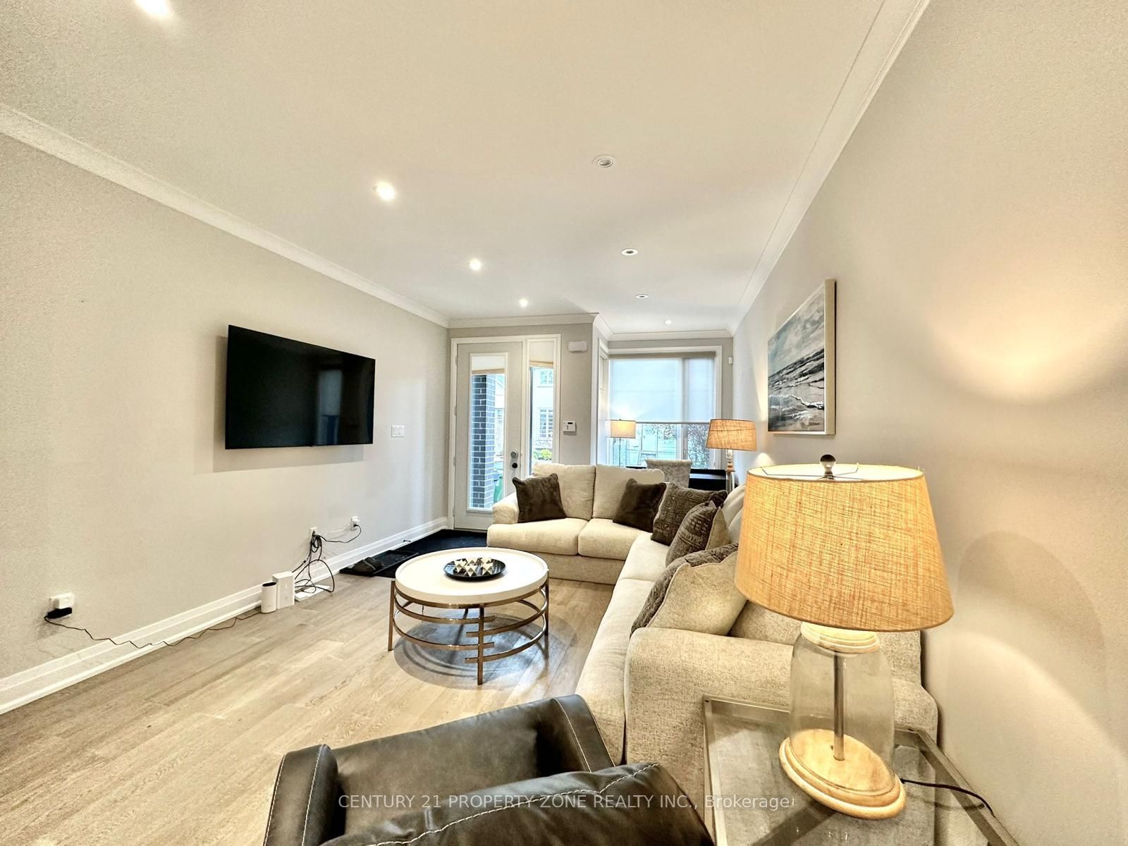 159 Boultbee Ave