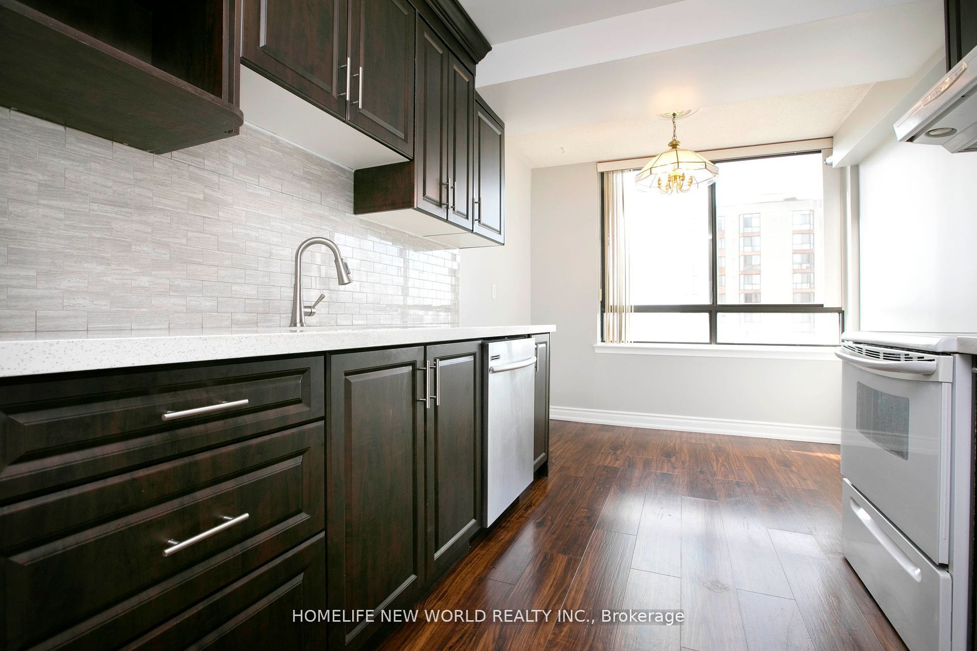 25 Bamburgh Circ, #1735