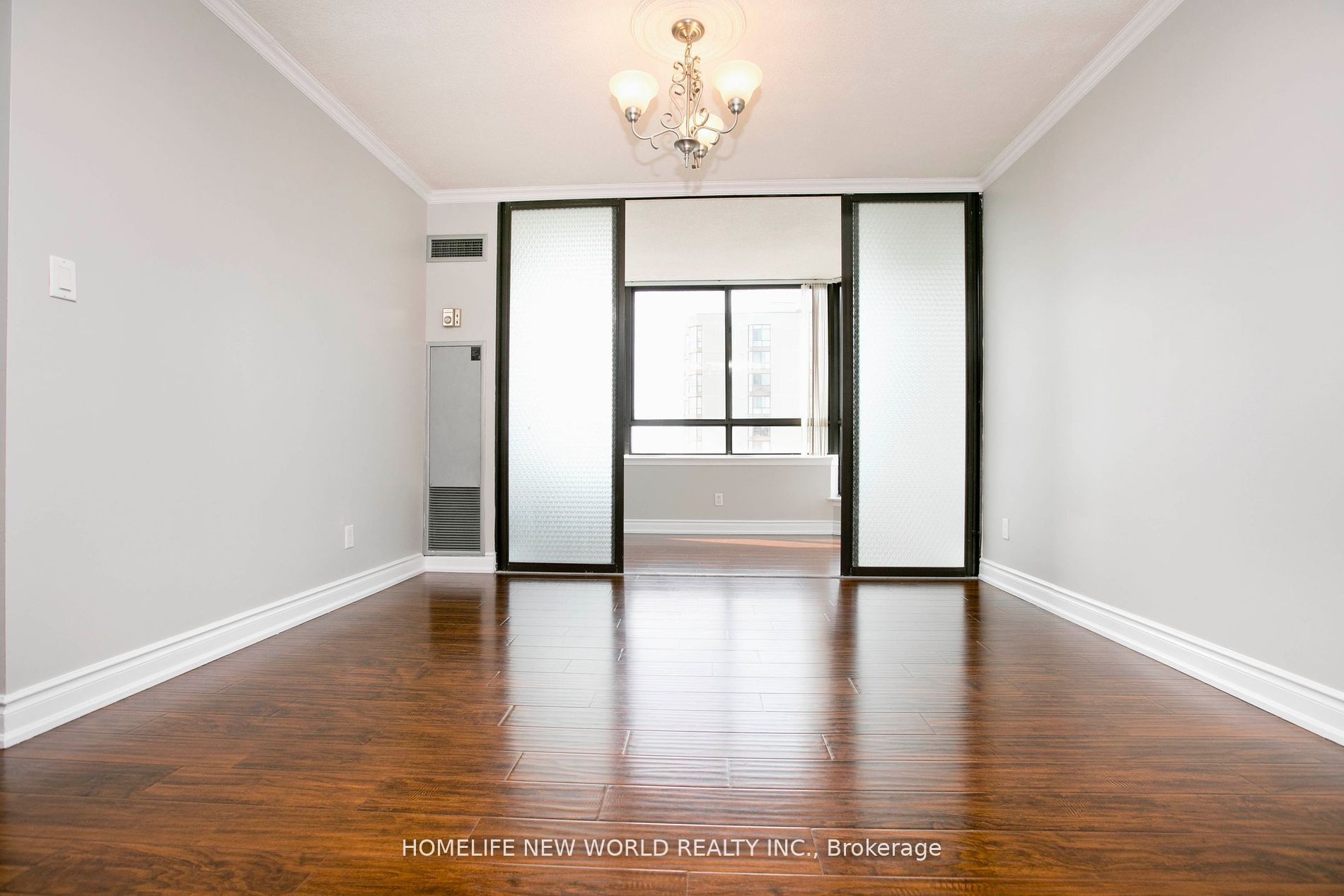 25 Bamburgh Circ, #1735