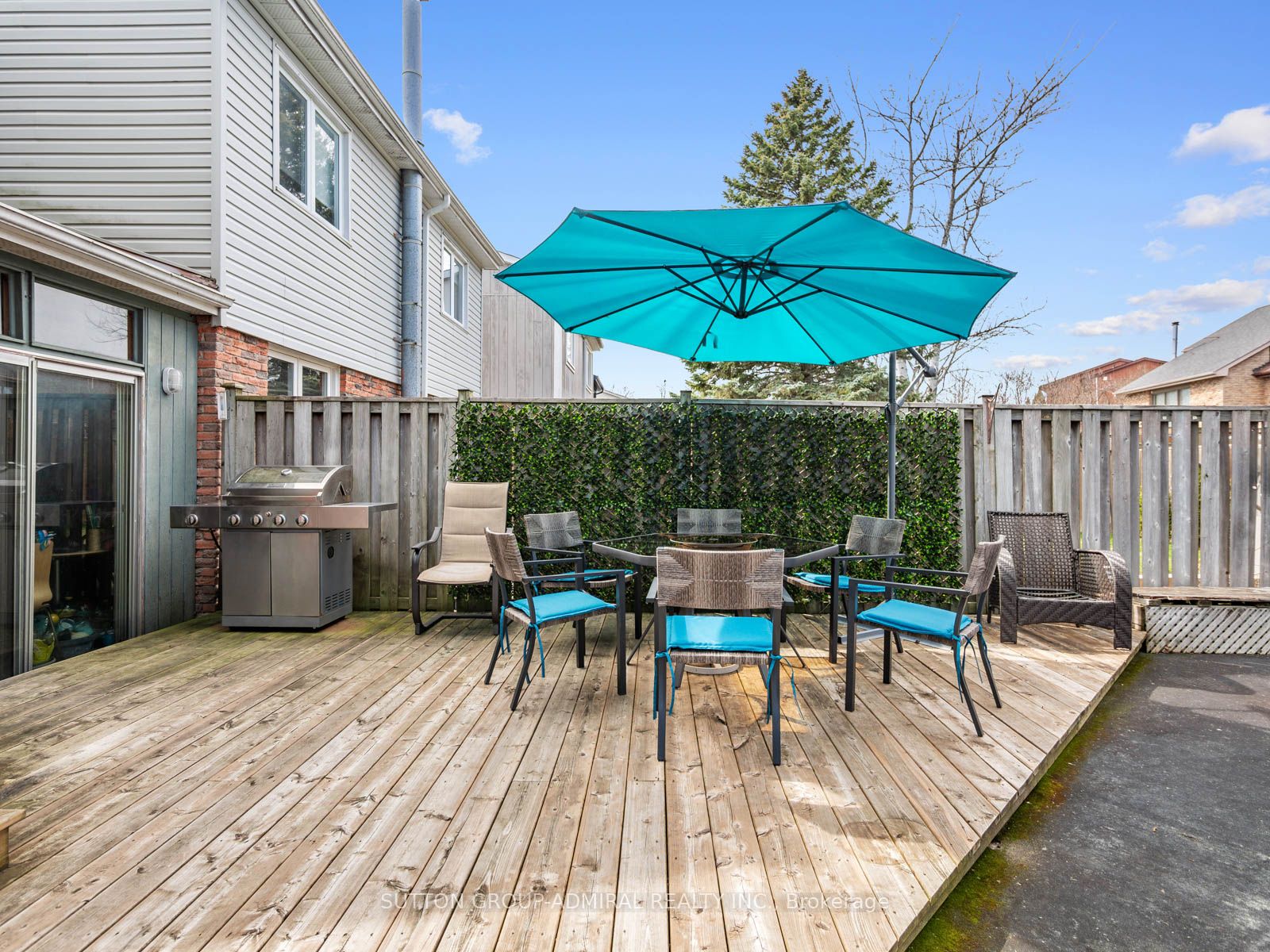 1934 Malden Cres
