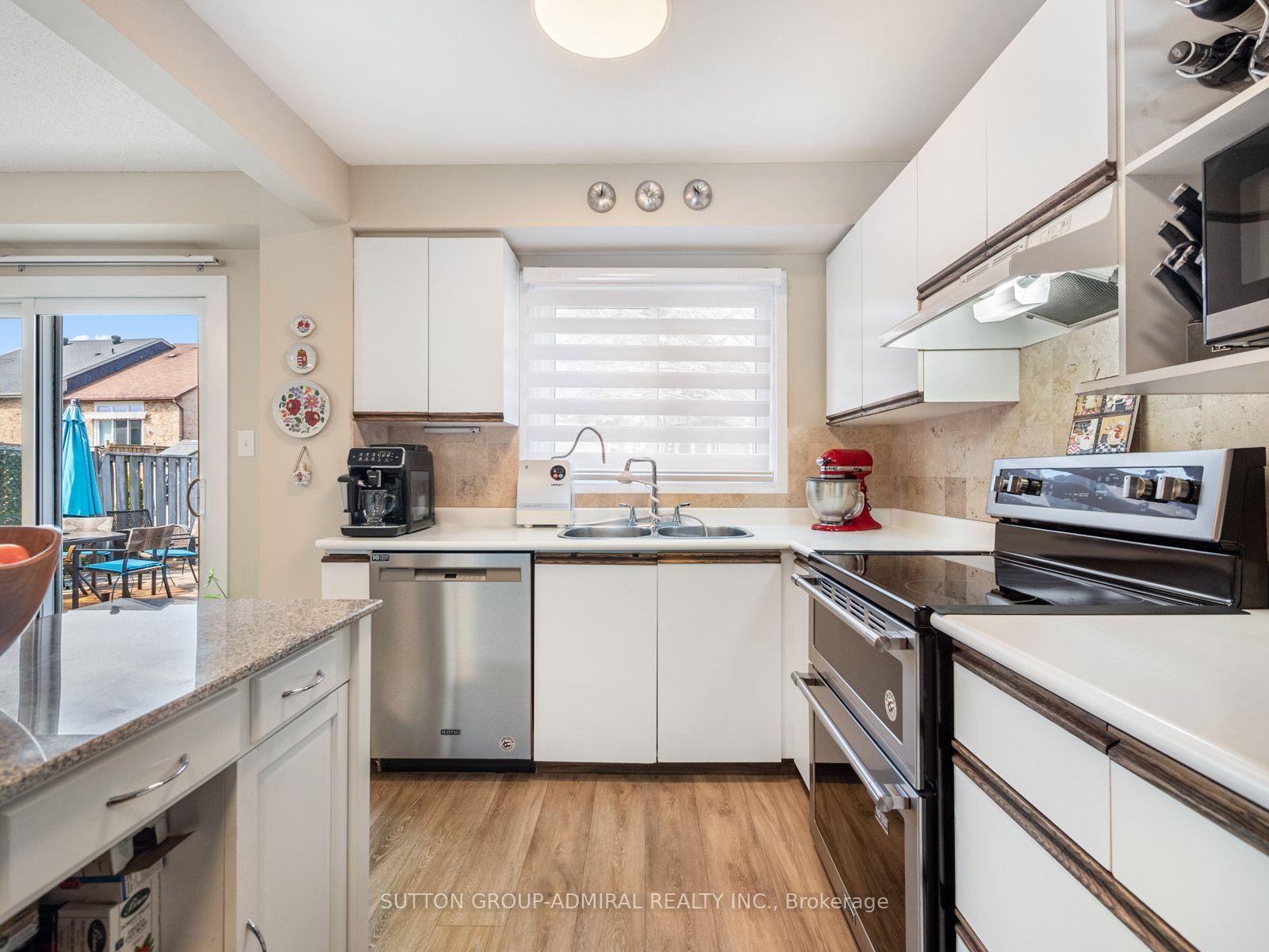 1934 Malden Cres