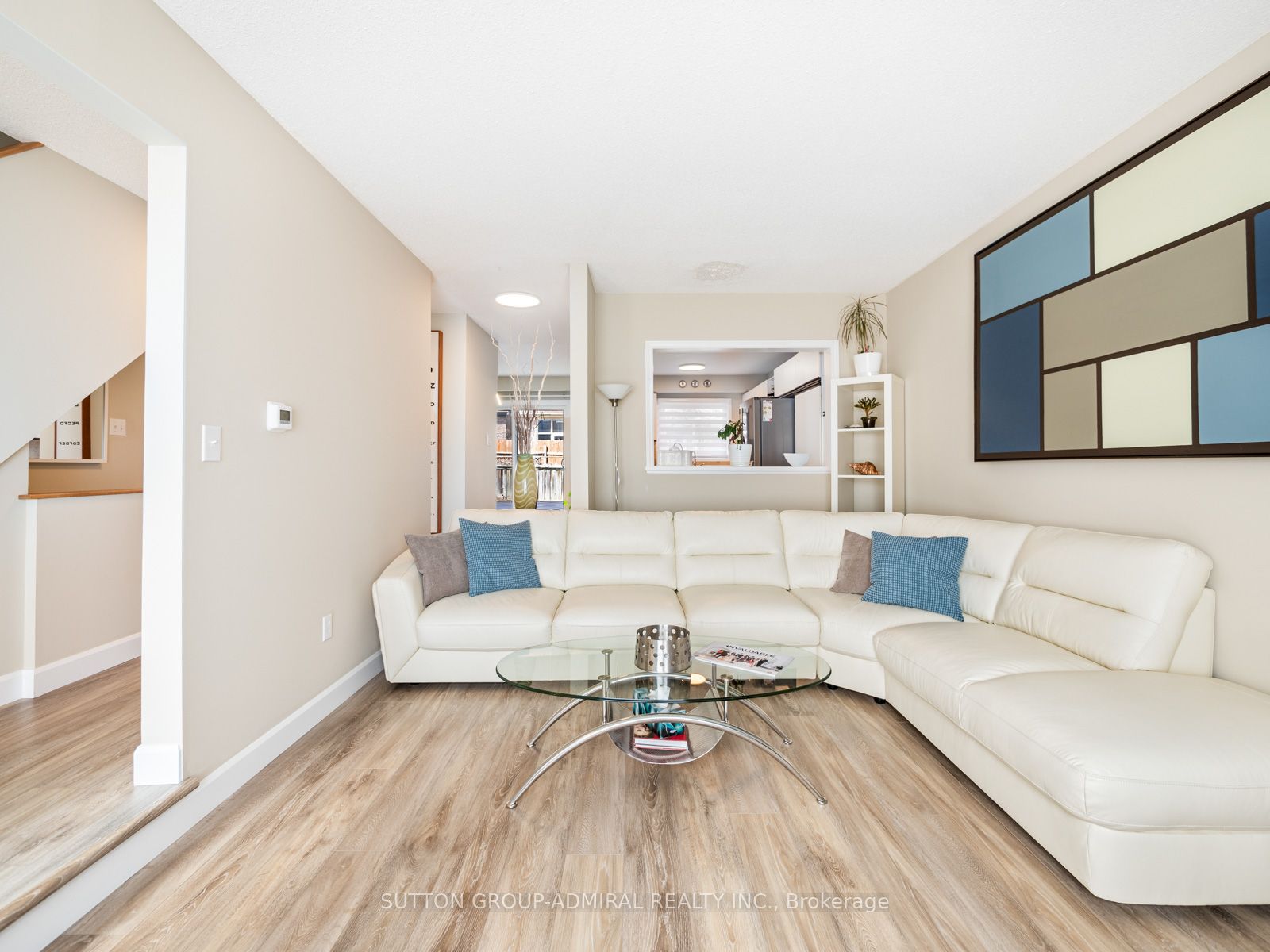 1934 Malden Cres