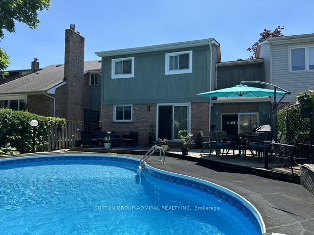 1934 Malden Cres