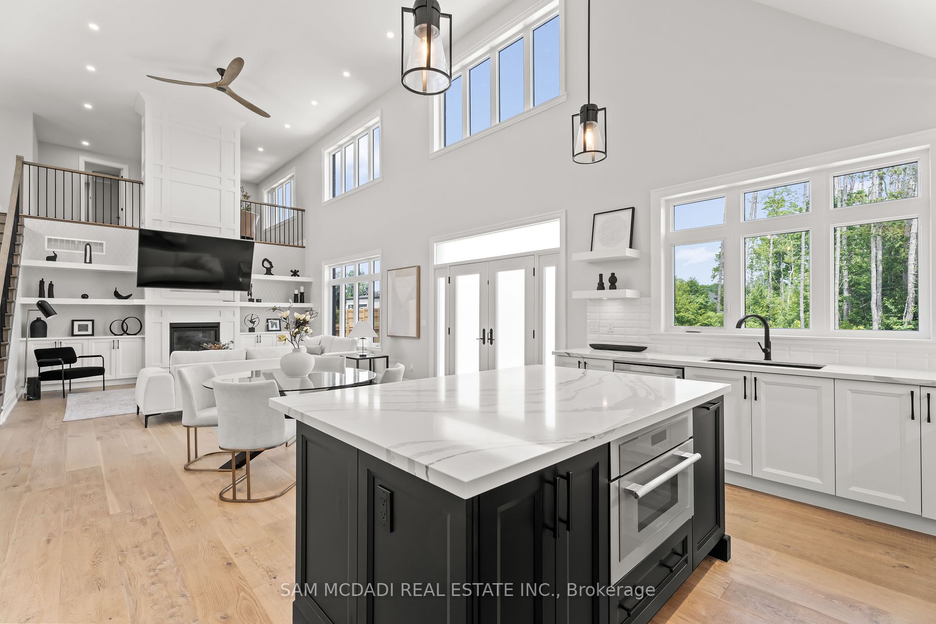 46 Charles Tilley Cres