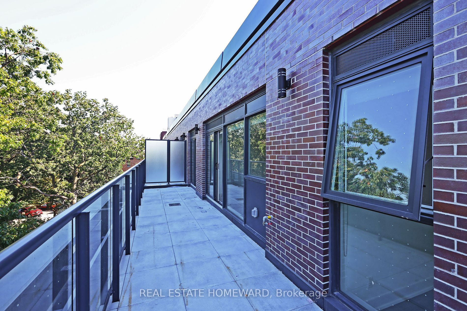 1316 Kingston Rd, #406