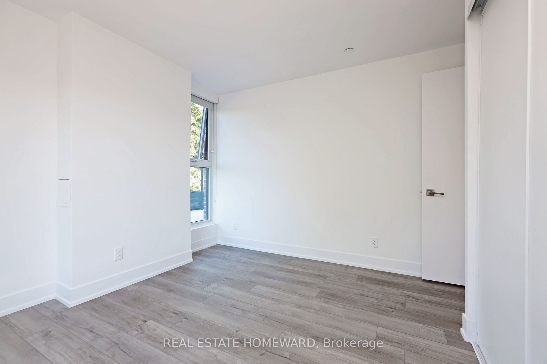 1316 Kingston Rd, #406