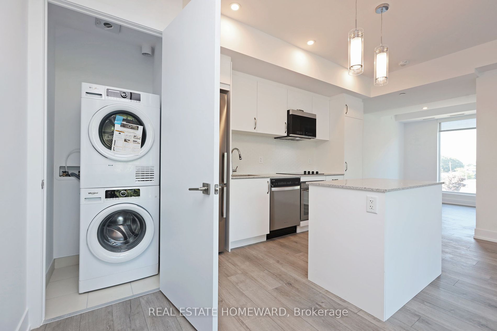 1316 Kingston Rd, #406