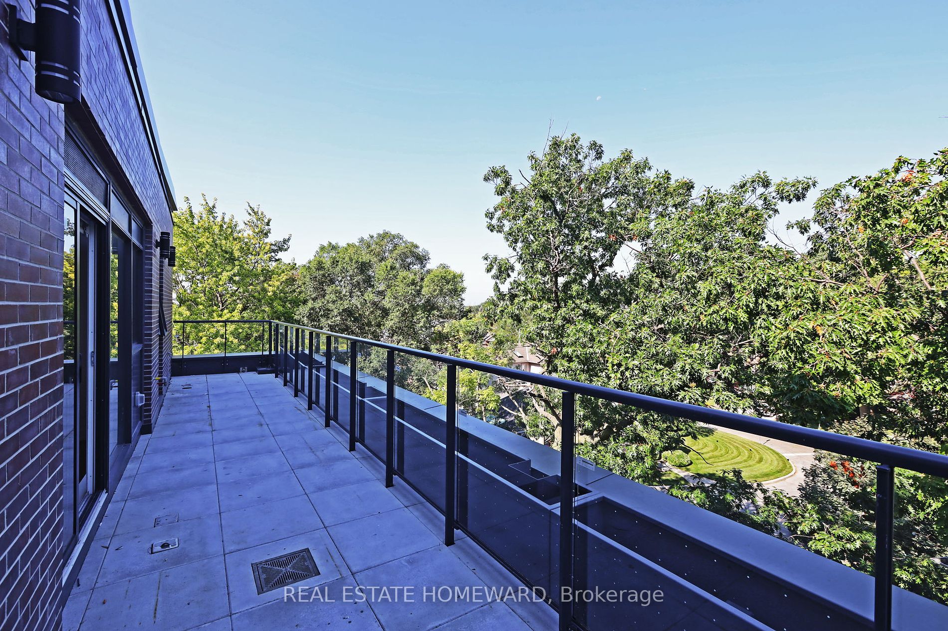 1316 Kingston Rd, #406