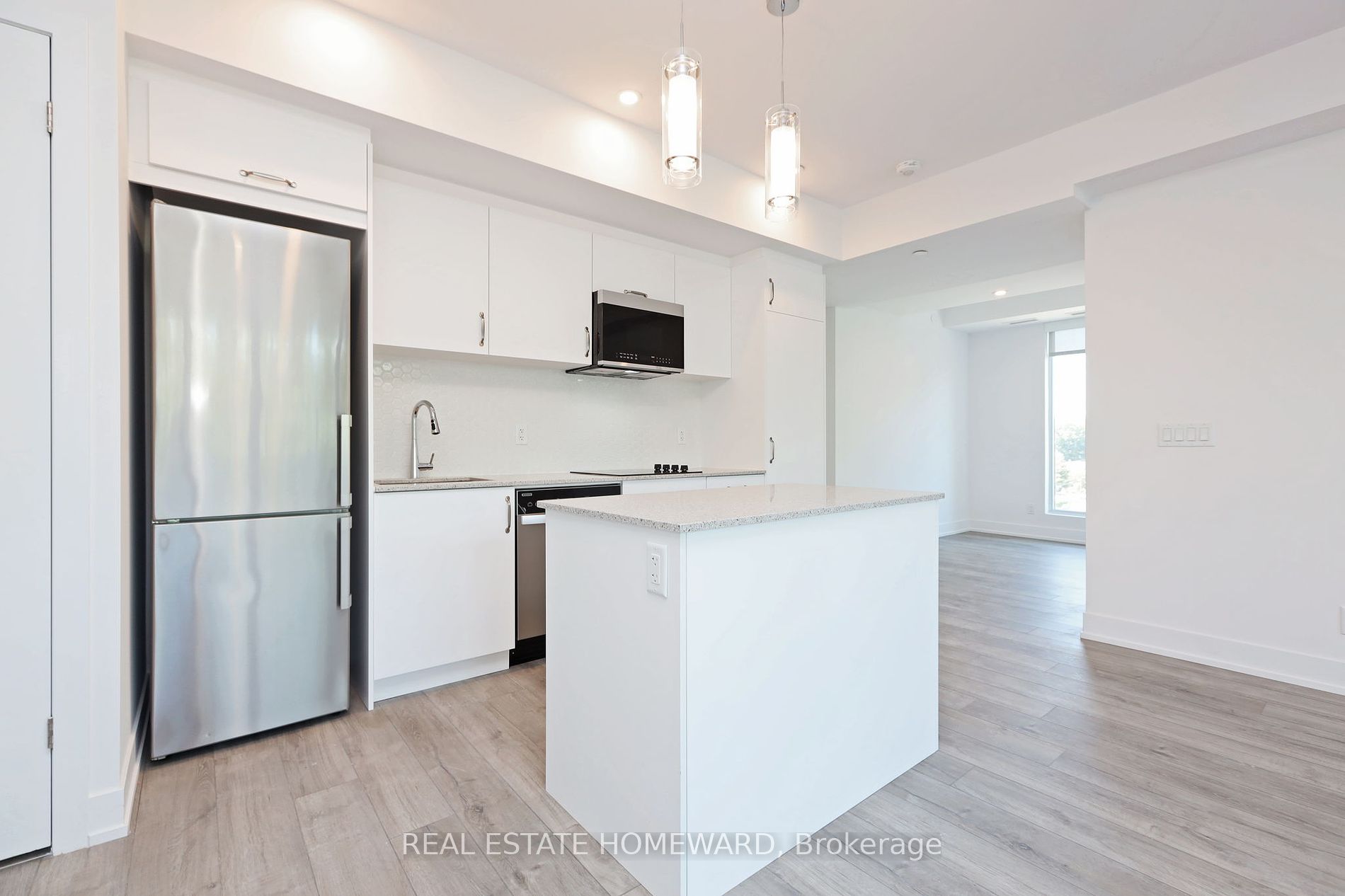 1316 Kingston Rd, #406