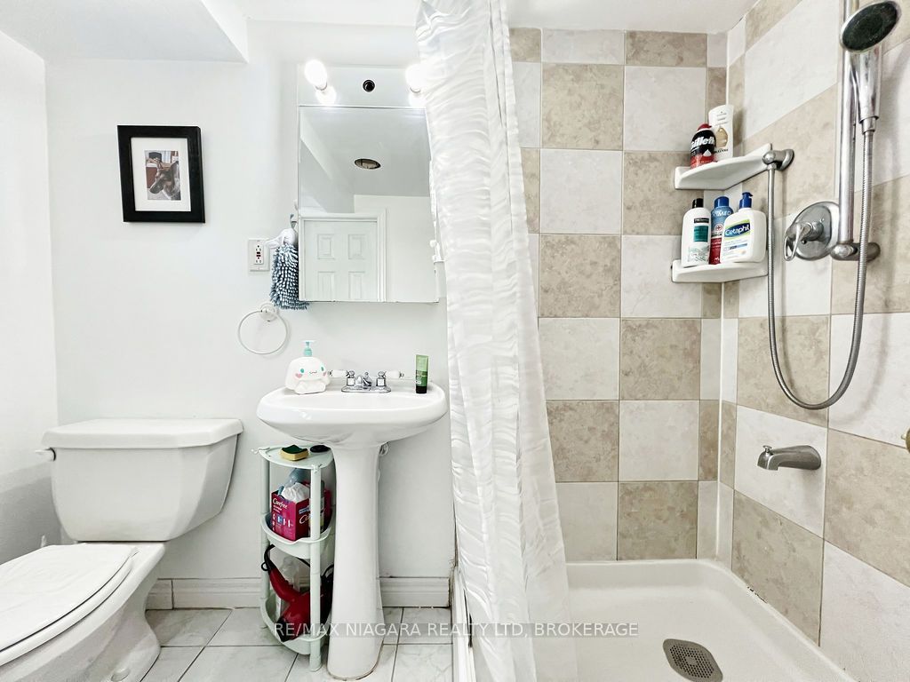 79 Clonmore Dr