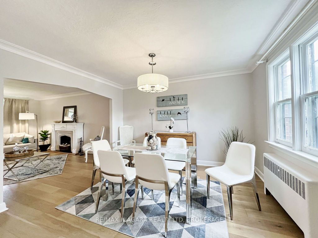 79 Clonmore Dr