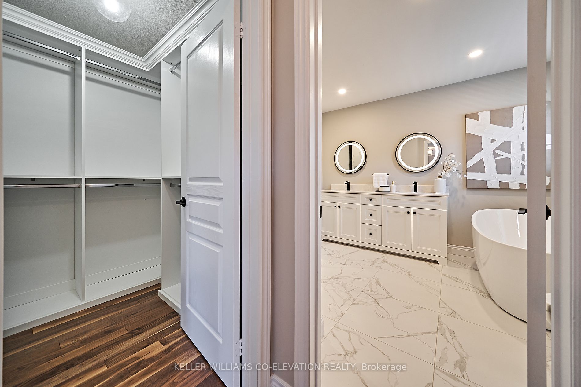 24 Rainbow Cres