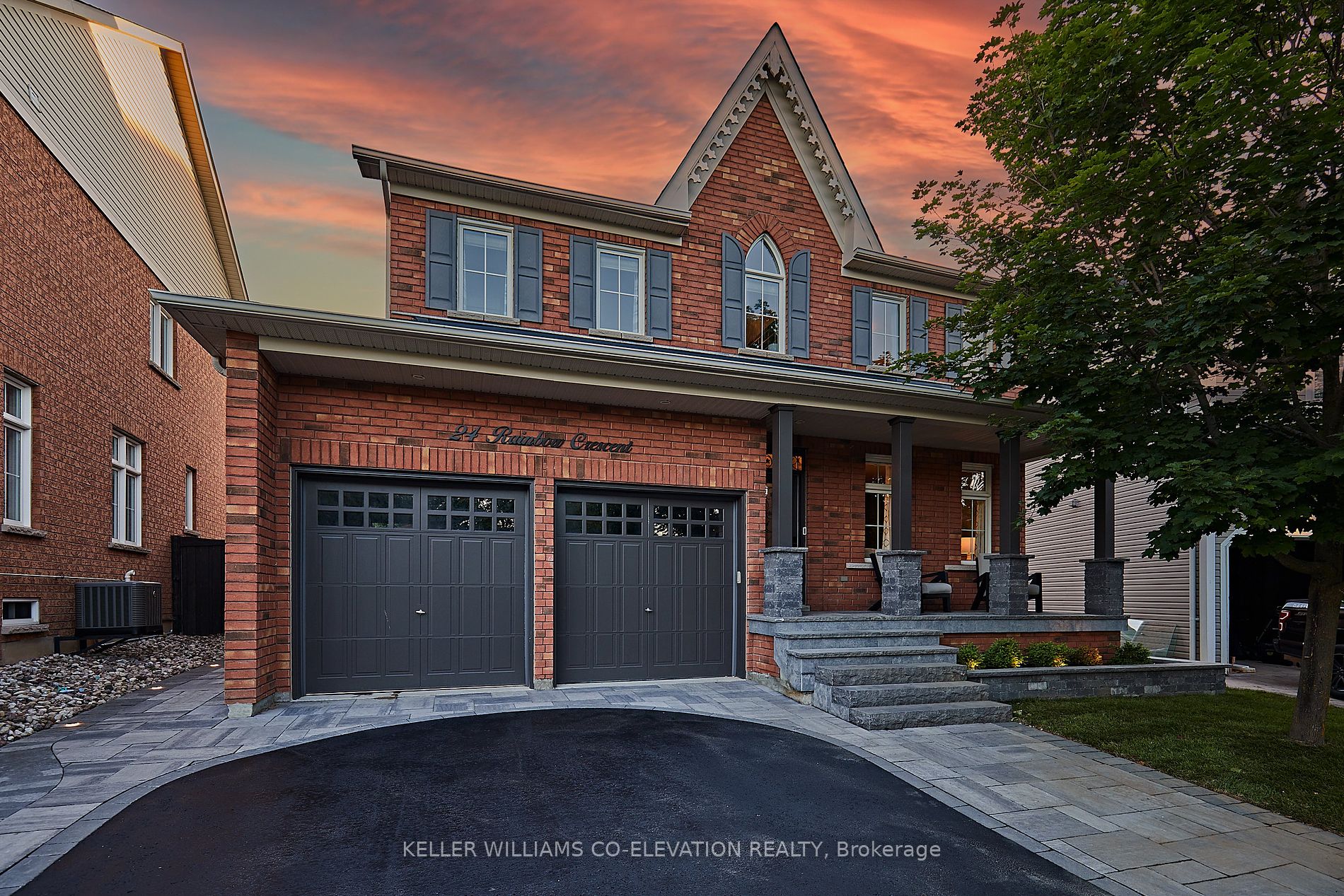 24 Rainbow Cres