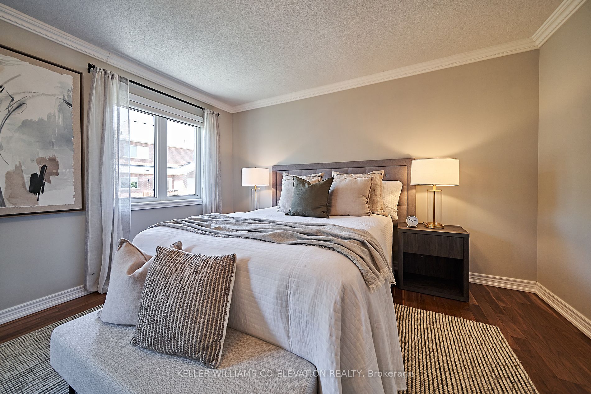 24 Rainbow Cres