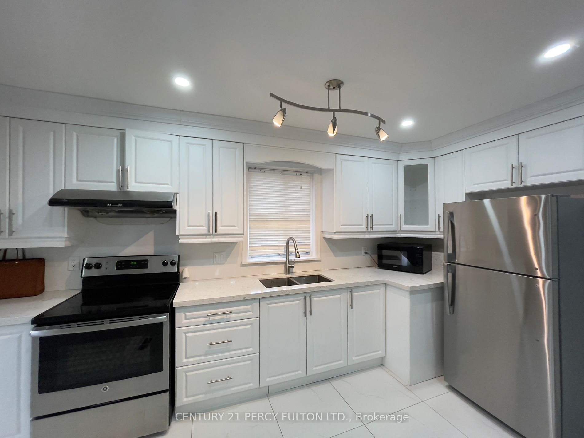 19 Lynvalley Cres