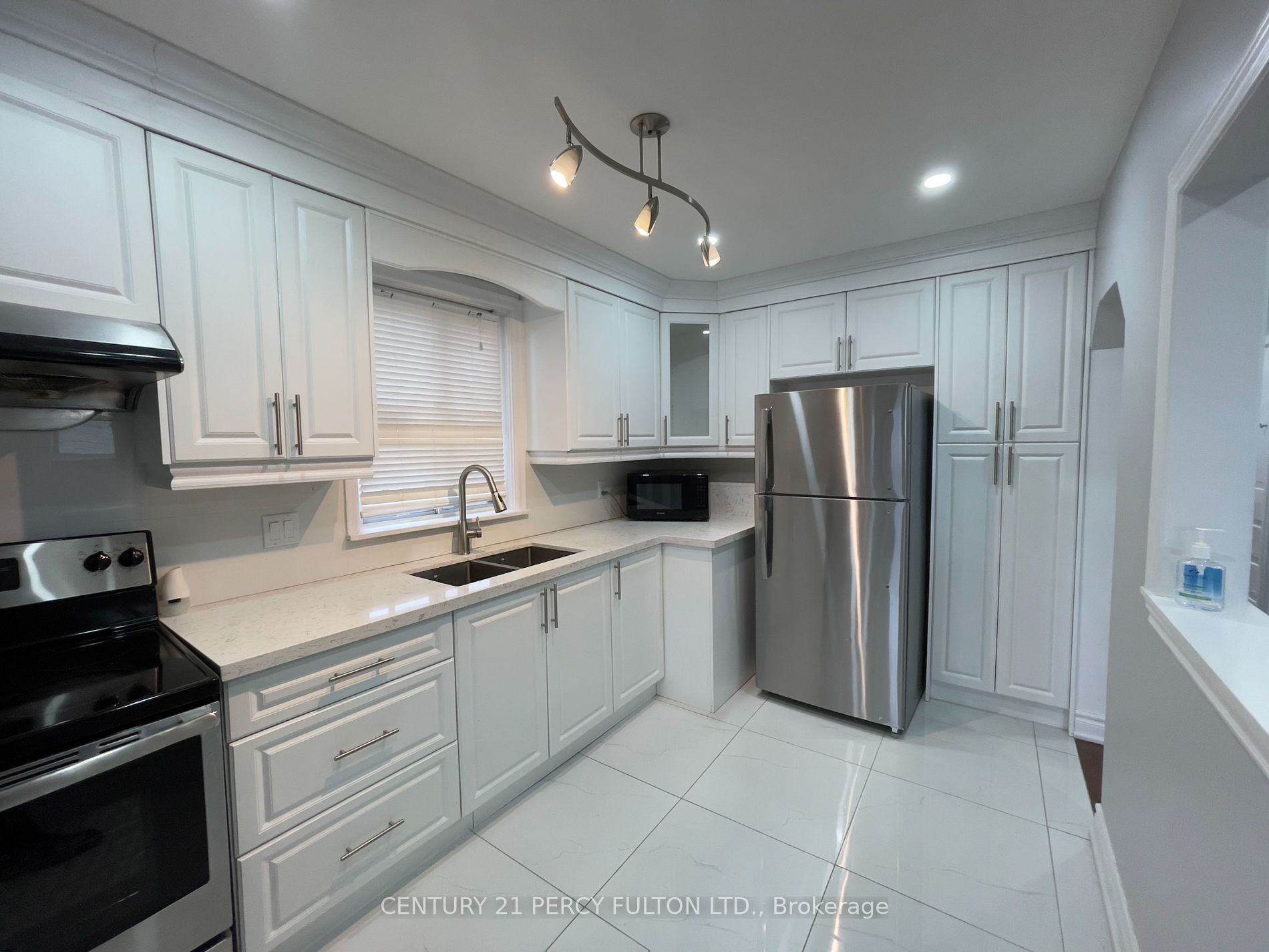 19 Lynvalley Cres
